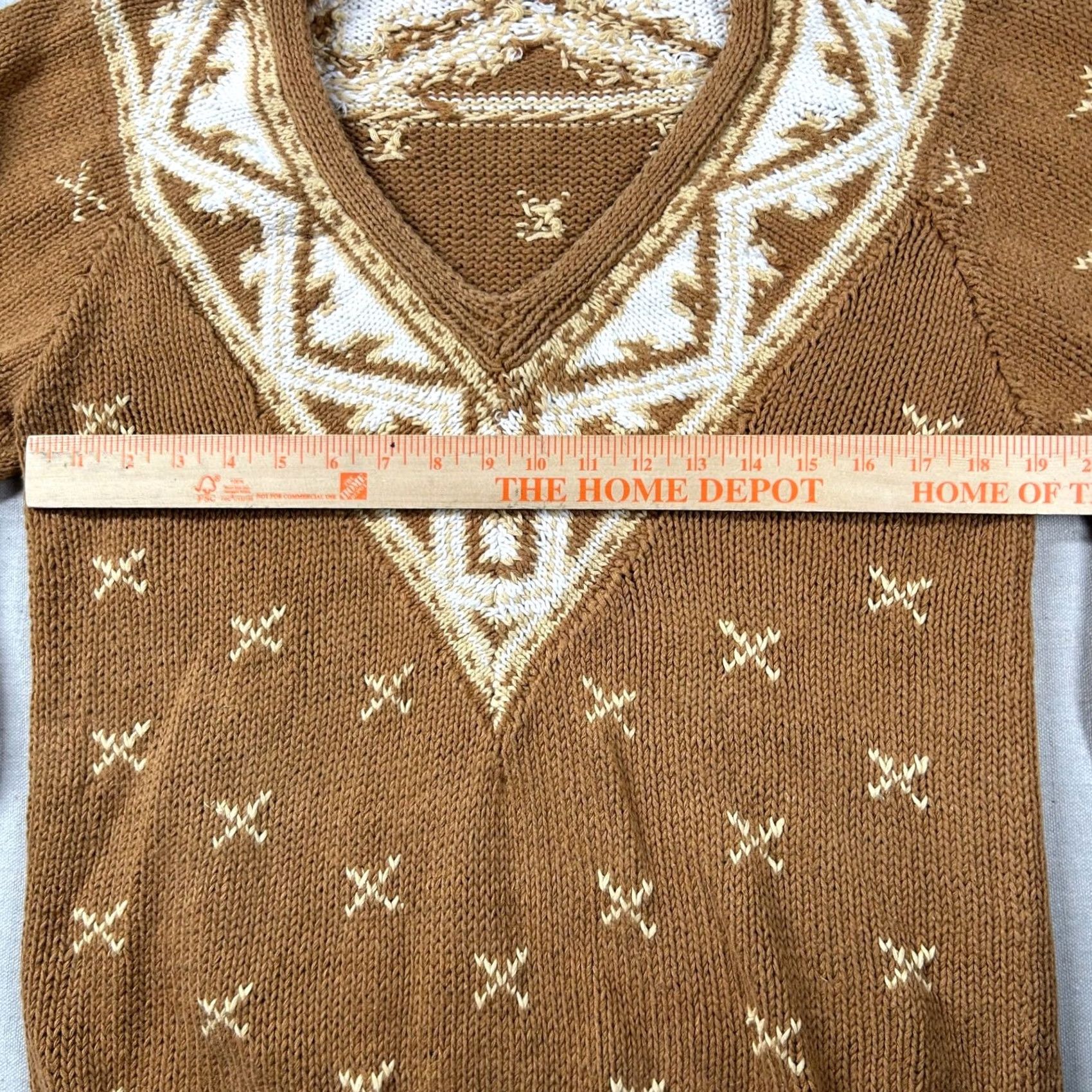 Express VINTAGE Express Womens M Fair Isle Knit Ramie Blend V Neck Sweater Tennis Granny Size M / US 6-8 / IT 42-44 - 7 Thumbnail
