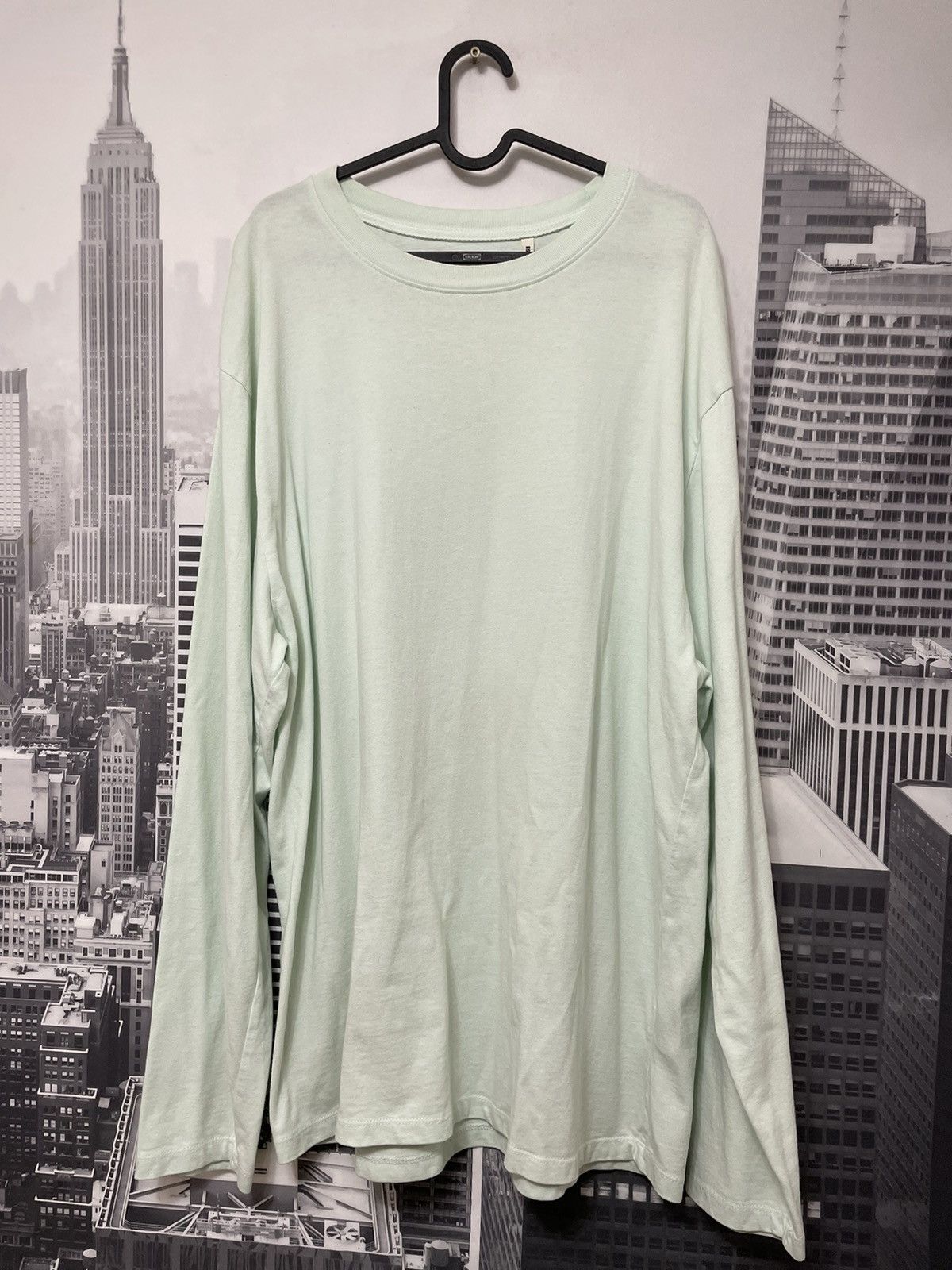 Fear of God 🔥Fear of God Essentials FW18 Boxy Long Sleeve Tee MINT SZ M Size US M / EU 48-50 / 2 - 4 Thumbnail