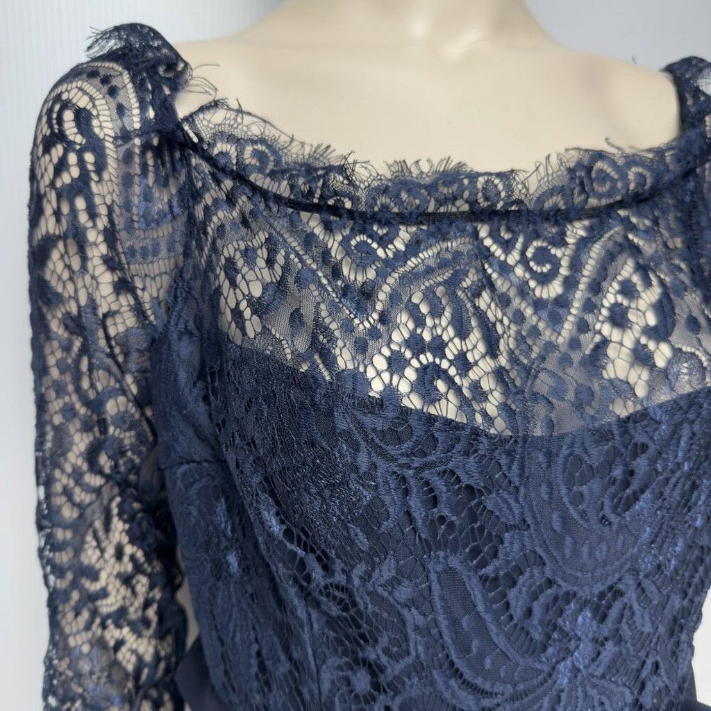 Other Wedding Guest Mother of bride Navy Lace Bardo Top Jumpsuit L Size 30" / US 8 / IT 44 - 3 Thumbnail
