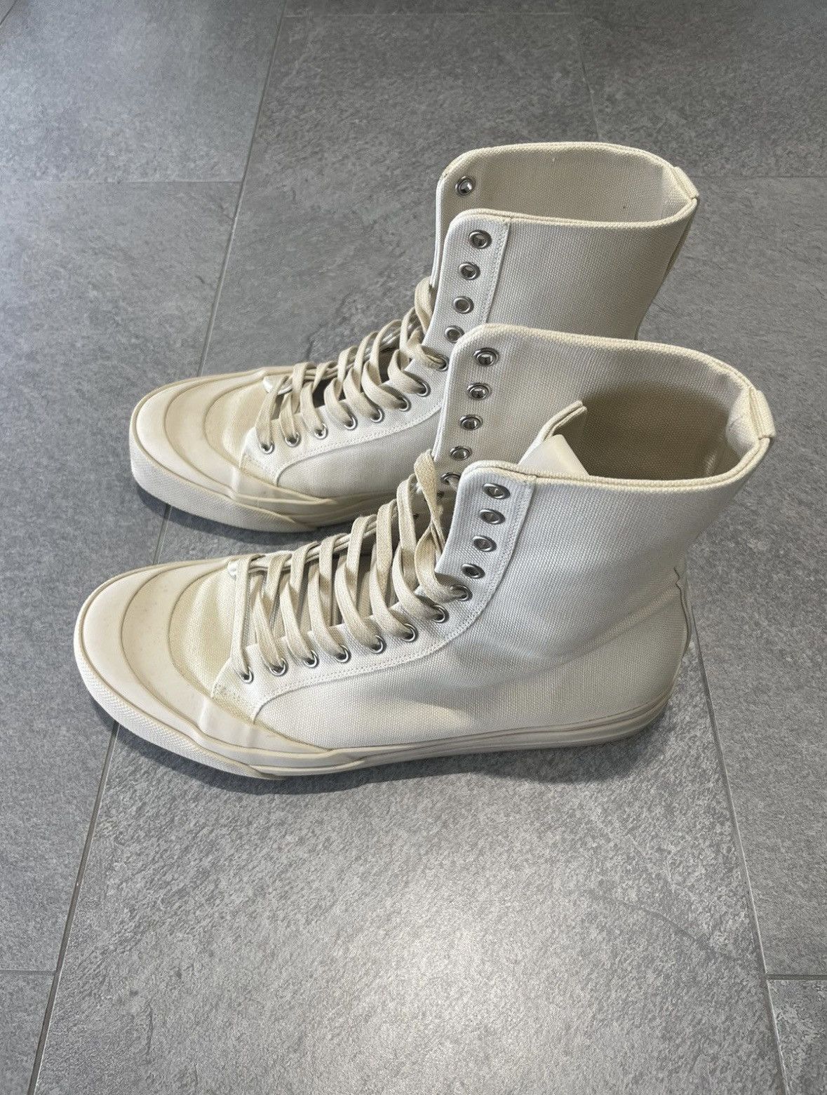 Bottega Veneta [9.5] Bottega Veneta Canvas Hightop Sneakers Size US 9.5 / EU 42-43 - 3 Thumbnail