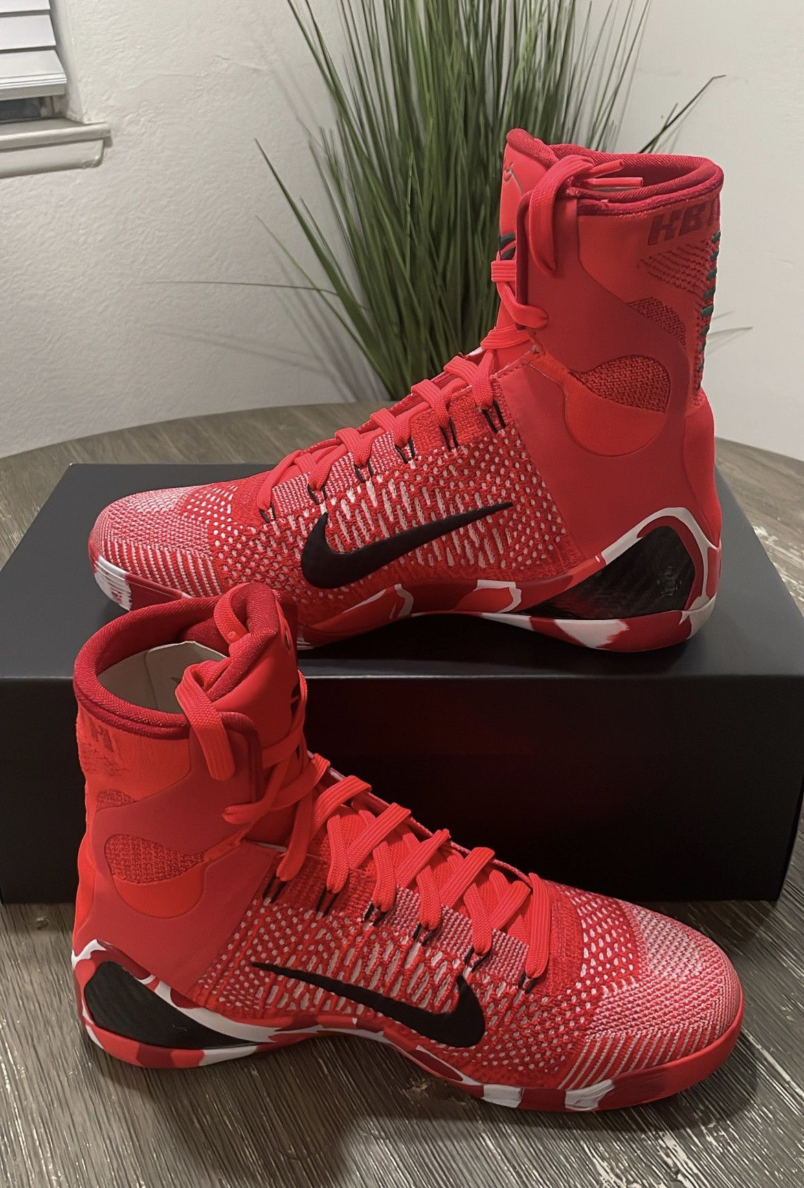 Nike Size 10 - NEW Kobe 9 Elite Protro Christmas 2024 SHIPS TODAY Size US 10 / EU 43 - 2 Thumbnail