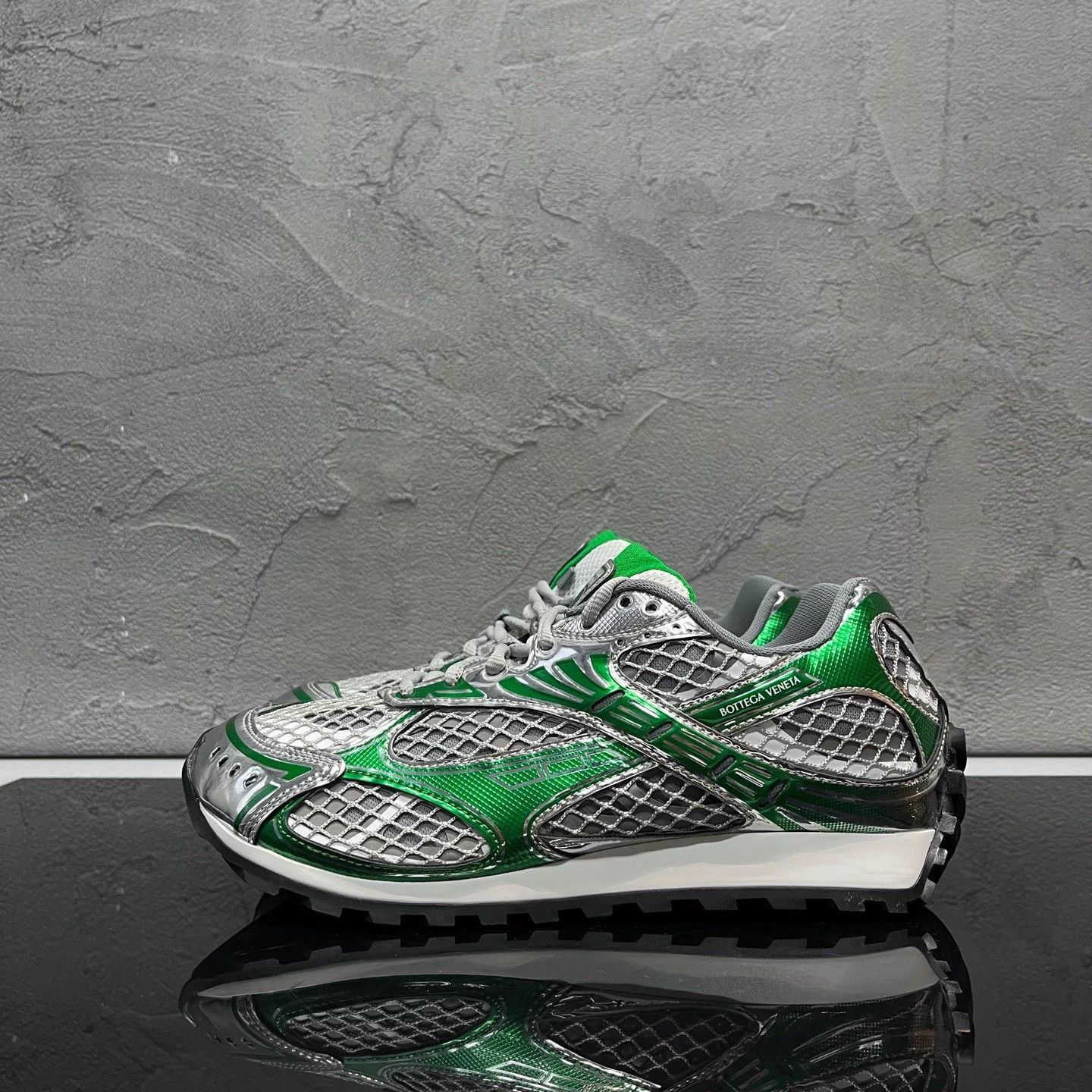 Bottega Veneta BV Orbit Parakeet Sneakers 40 BNIB Size US 9 / IT 39 - 4 Thumbnail
