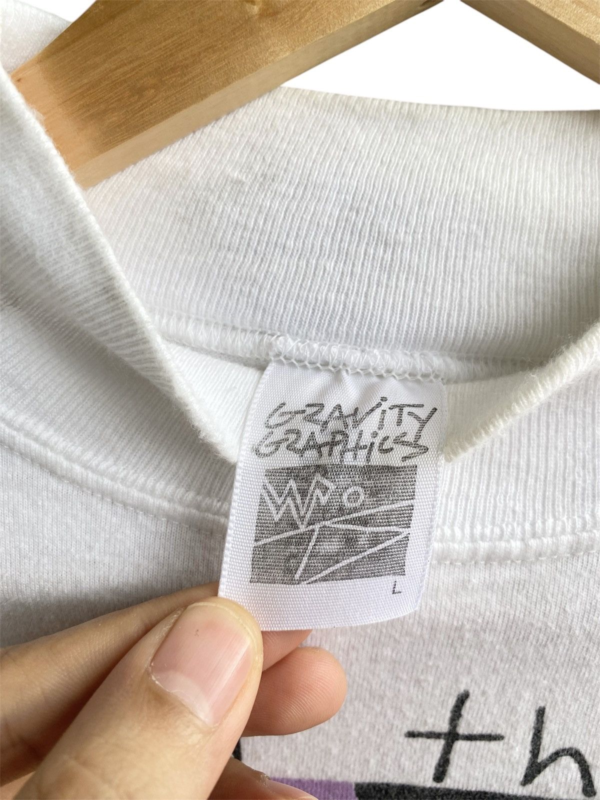 Vintage Vintage Art Gravity Graphics Philadelphia Textile tee Size US L / EU 52-54 / 3 - 2 Thumbnail
