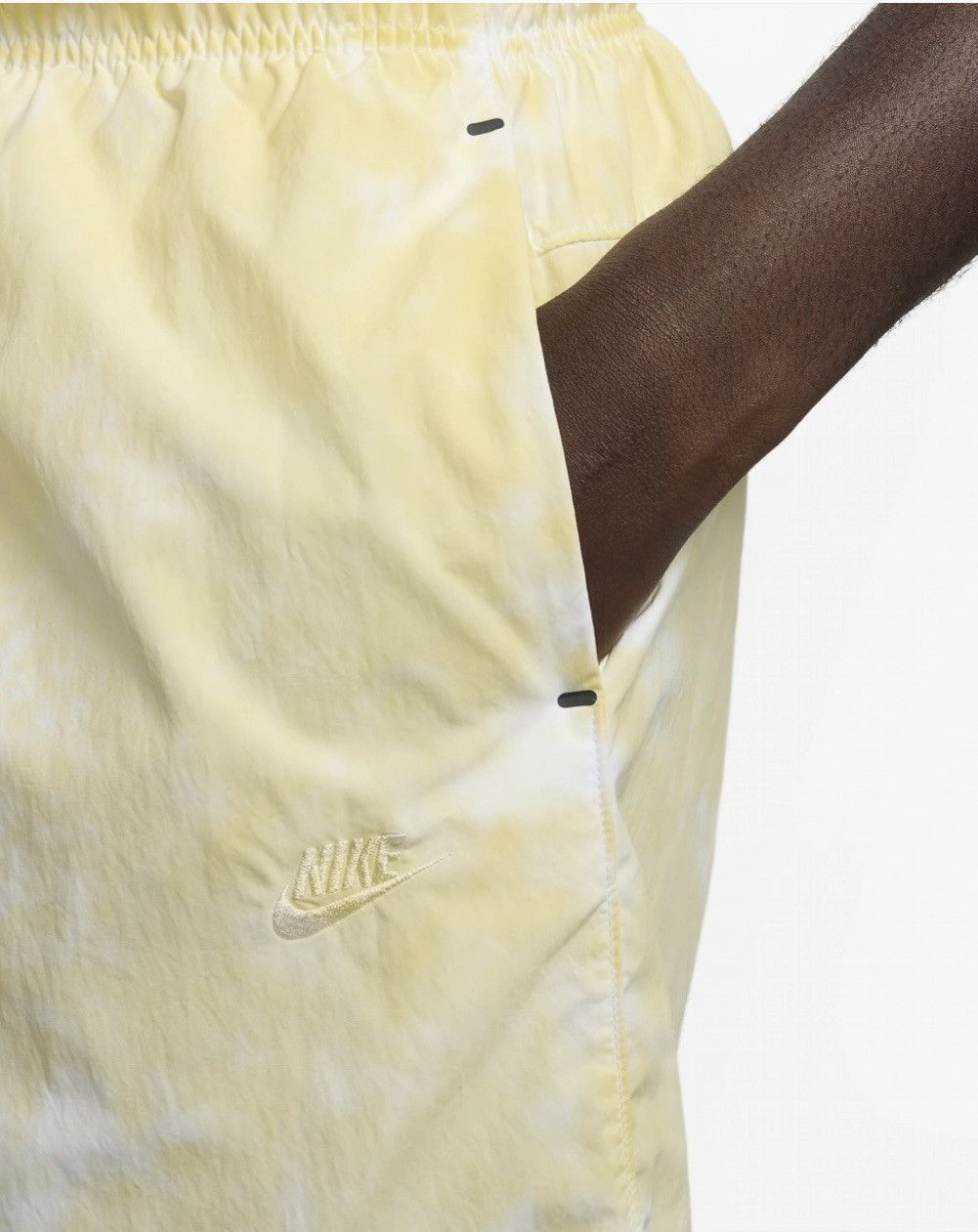 Nike Nike Tech Pack Sportswear Woven Shorts Tye Dye Yellow Size US 32 / EU 48 - 3 Thumbnail