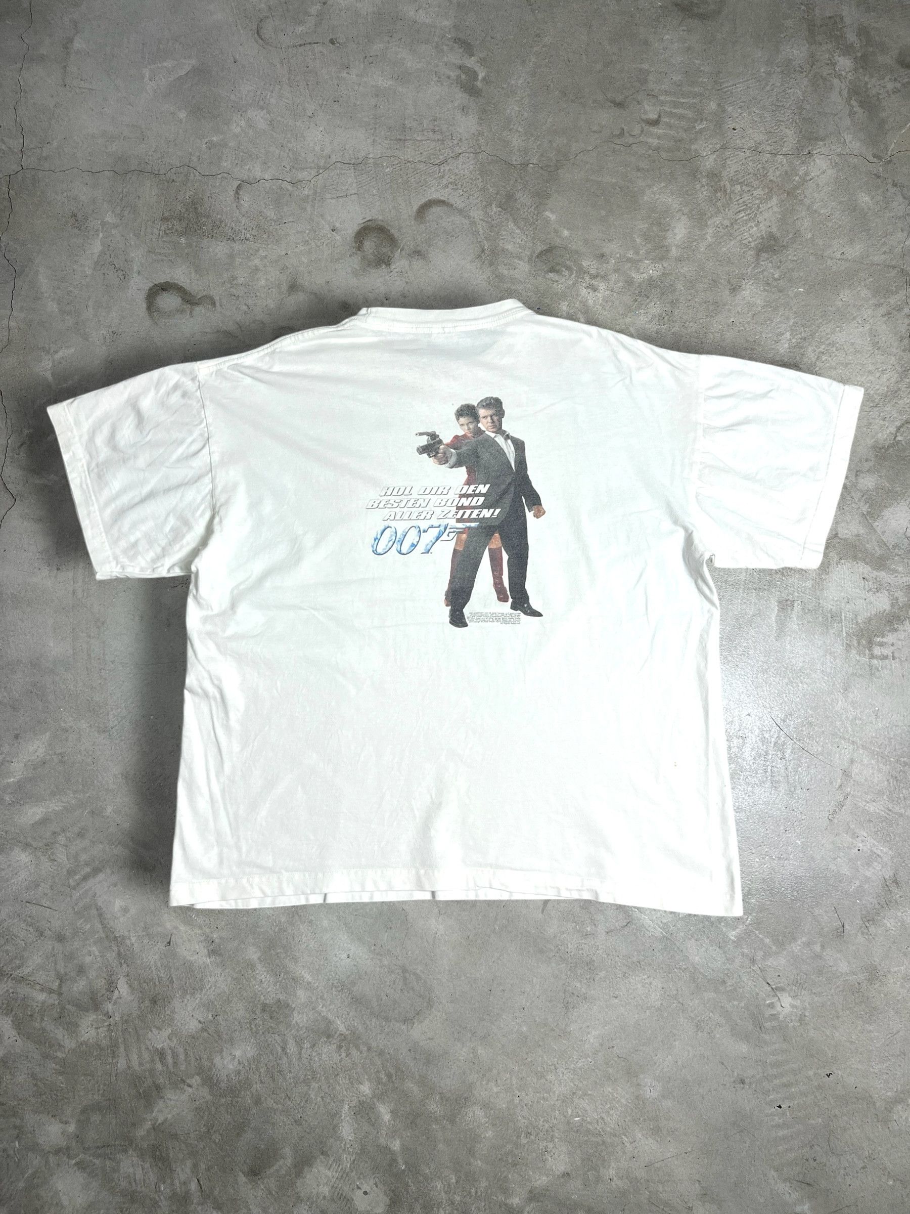 Vintage VTG James Bond 007 Die Another Day Promo Tee (XL) GTME622 Size US XL / EU 56 / 4 - 1 Thumbnail