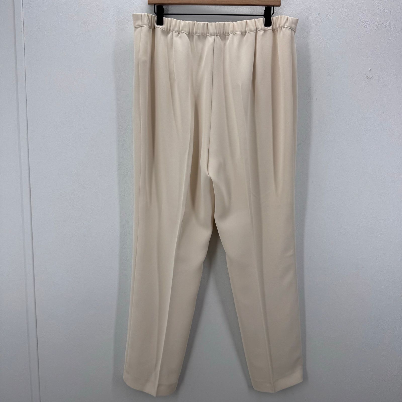 Marina Rinaldi Marina Rinaldi High Waist Slim Pant White/Ivory size 16 Size 38" / US 16 / IT 52 - 4 Thumbnail