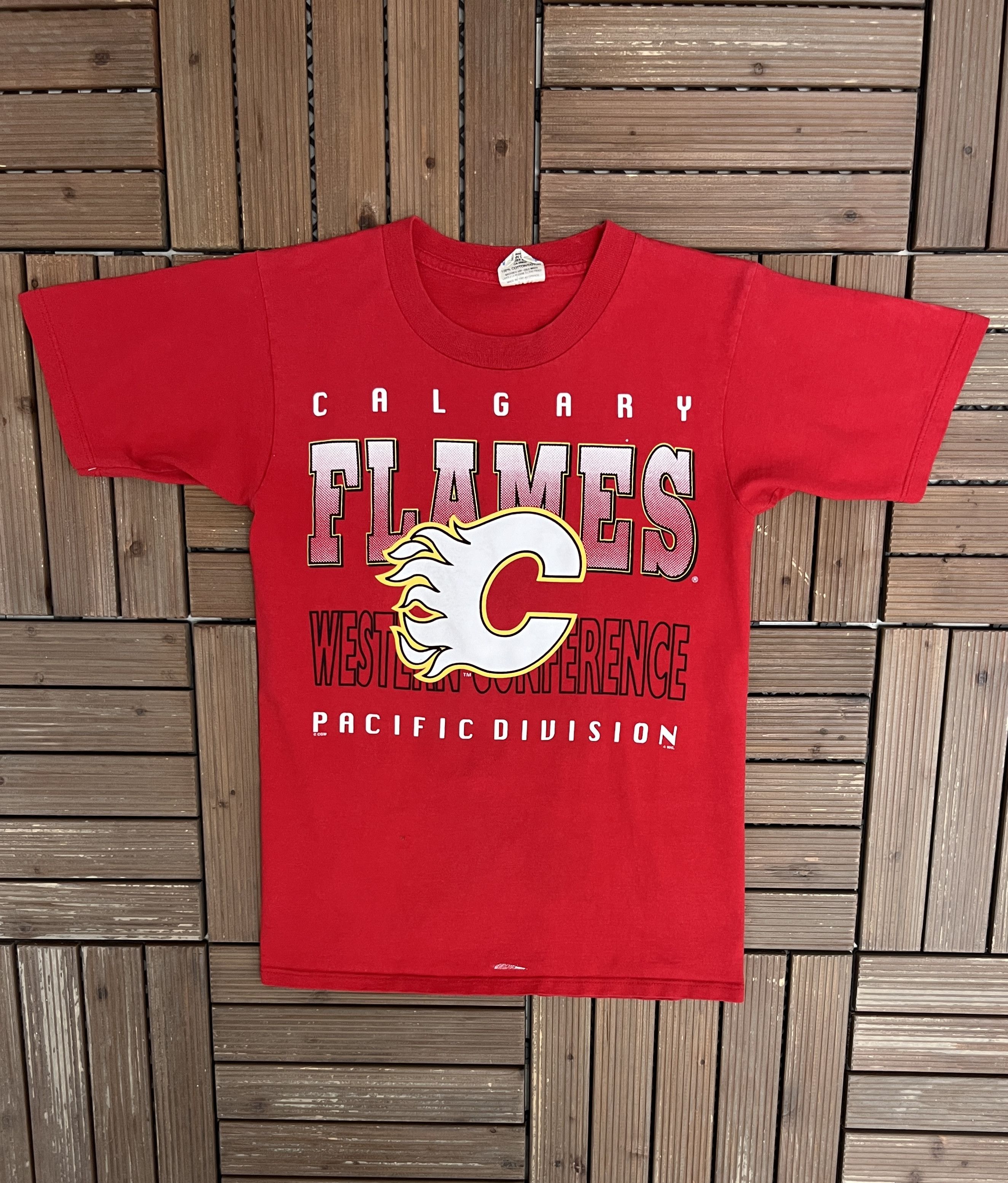 Vintage Calgary Flames Vintage Red T-Shirt Tee Size US S / EU 44-46 / 1 - 1 Thumbnail