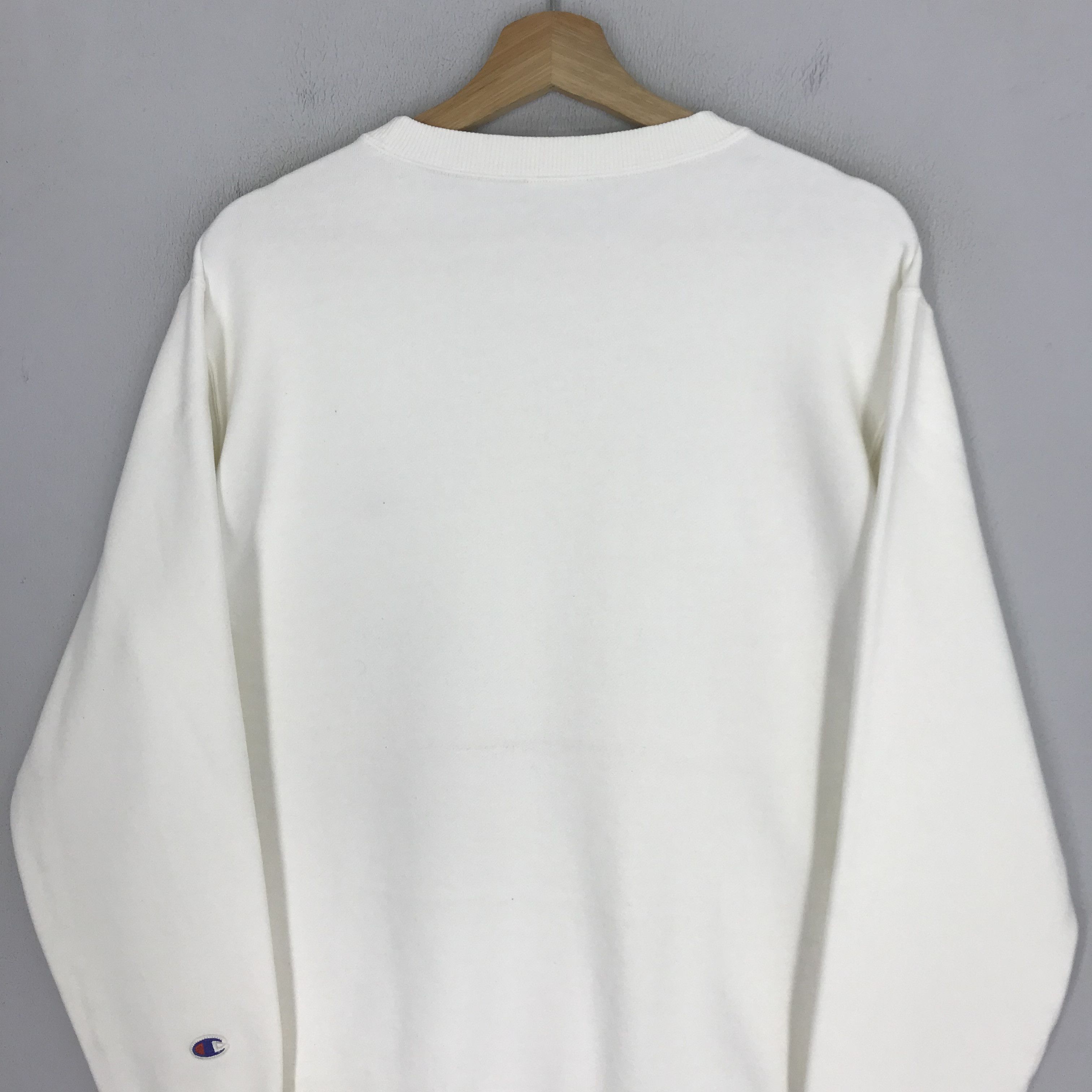 Champion vintage white champion sweatshirt x-large - 307 Size US XL / EU 56 / 4 - 6 Thumbnail