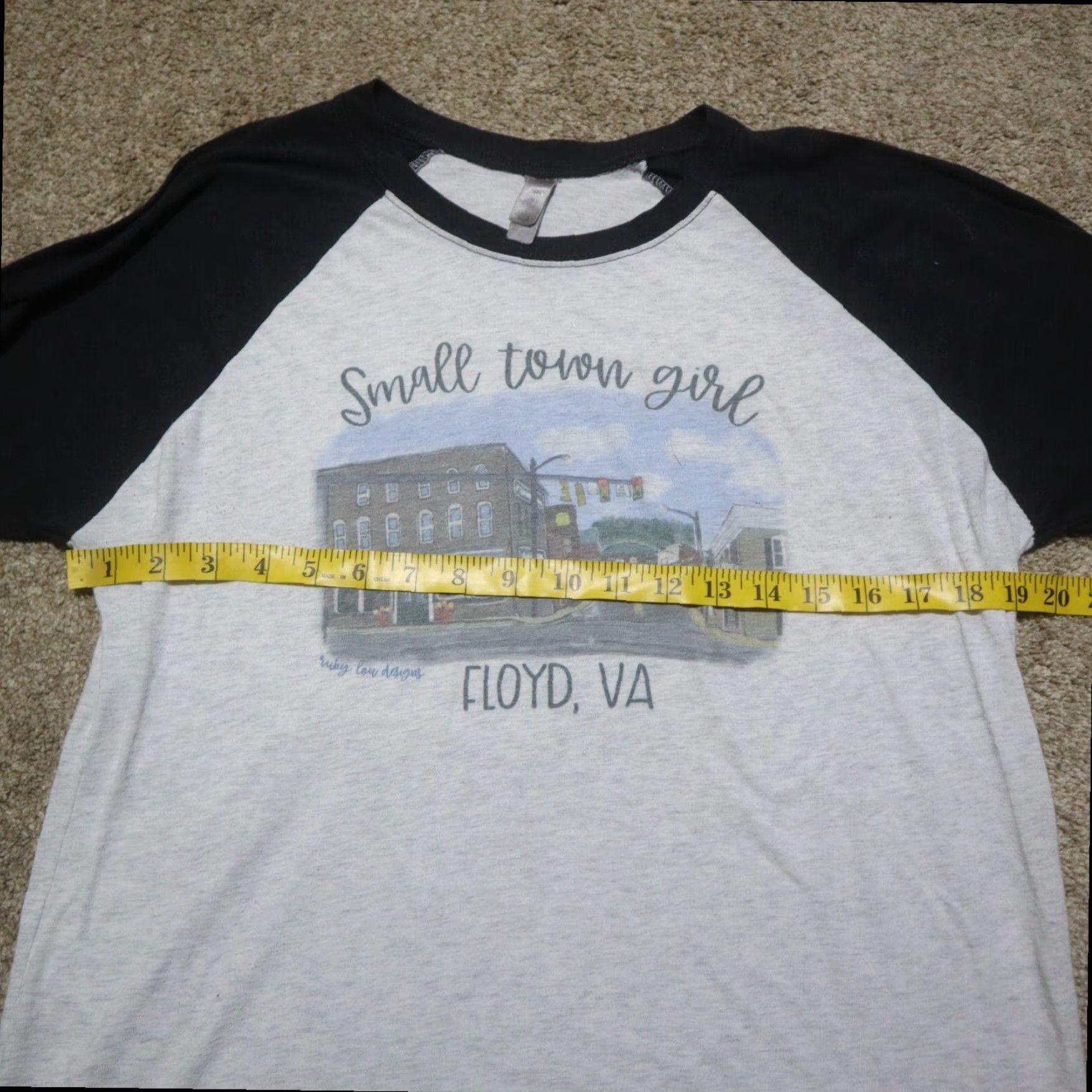 Vintage Floyd Virginia "Small Town Girl" Graphic Tee Women's Medium White Cotton T-Shirt Size M / US 6-8 / IT 42-44 - 4 Thumbnail