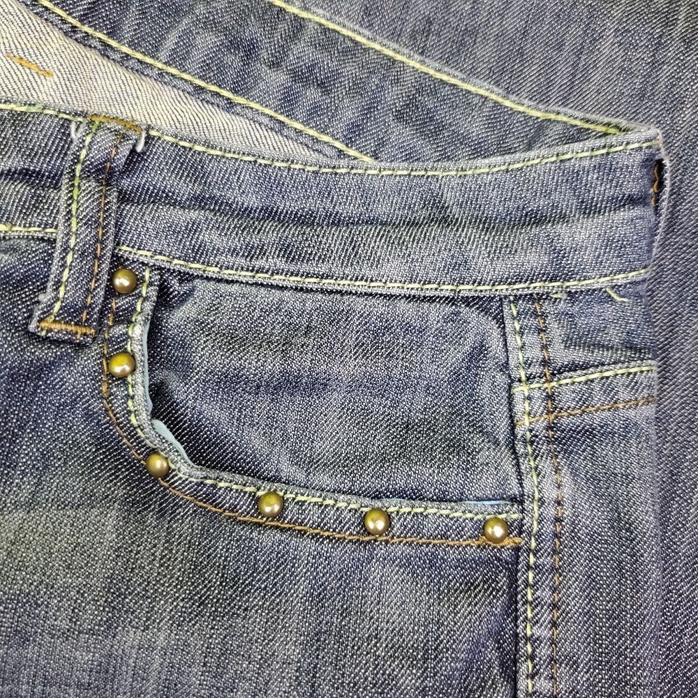 Other Kut from the Kloth Bootcut Studded Jeans 6 Medium Dark Wash Size 28" / US 6 / IT 42 - 2 Thumbnail