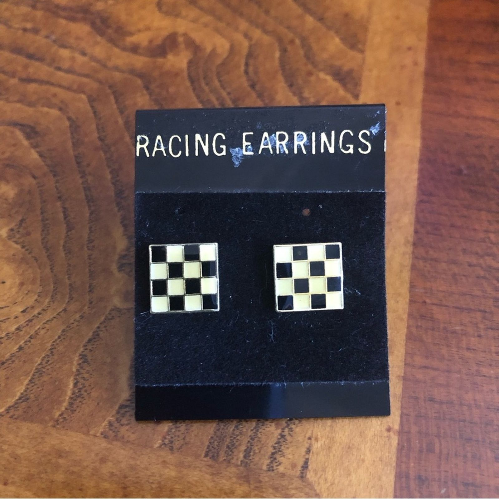 Jewelry Gold and black enamel racing flag pierced earrings Size ONE SIZE - 1 Thumbnail