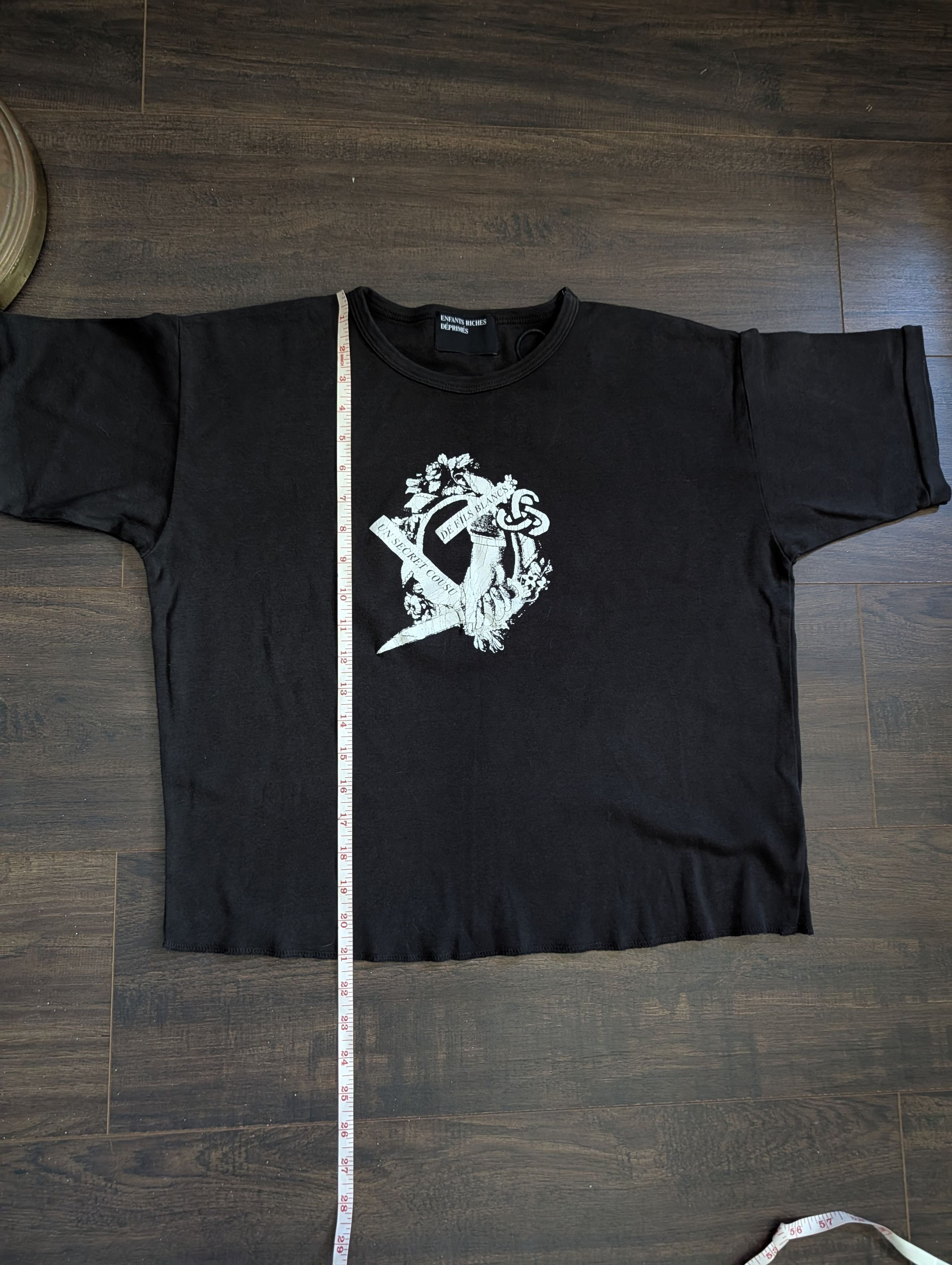 Enfants Riches Deprimes UN SECRET cropped black t-shirt new season distressed NWT Size M / US 6-8 / IT 42-44 - 14 Thumbnail
