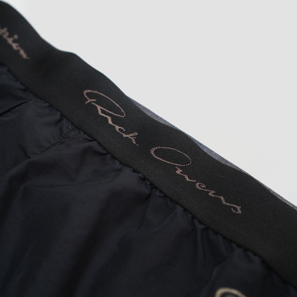 Rick Owens Dolphin Nylon Shorts Size US 34 / EU 50 - 2 Thumbnail