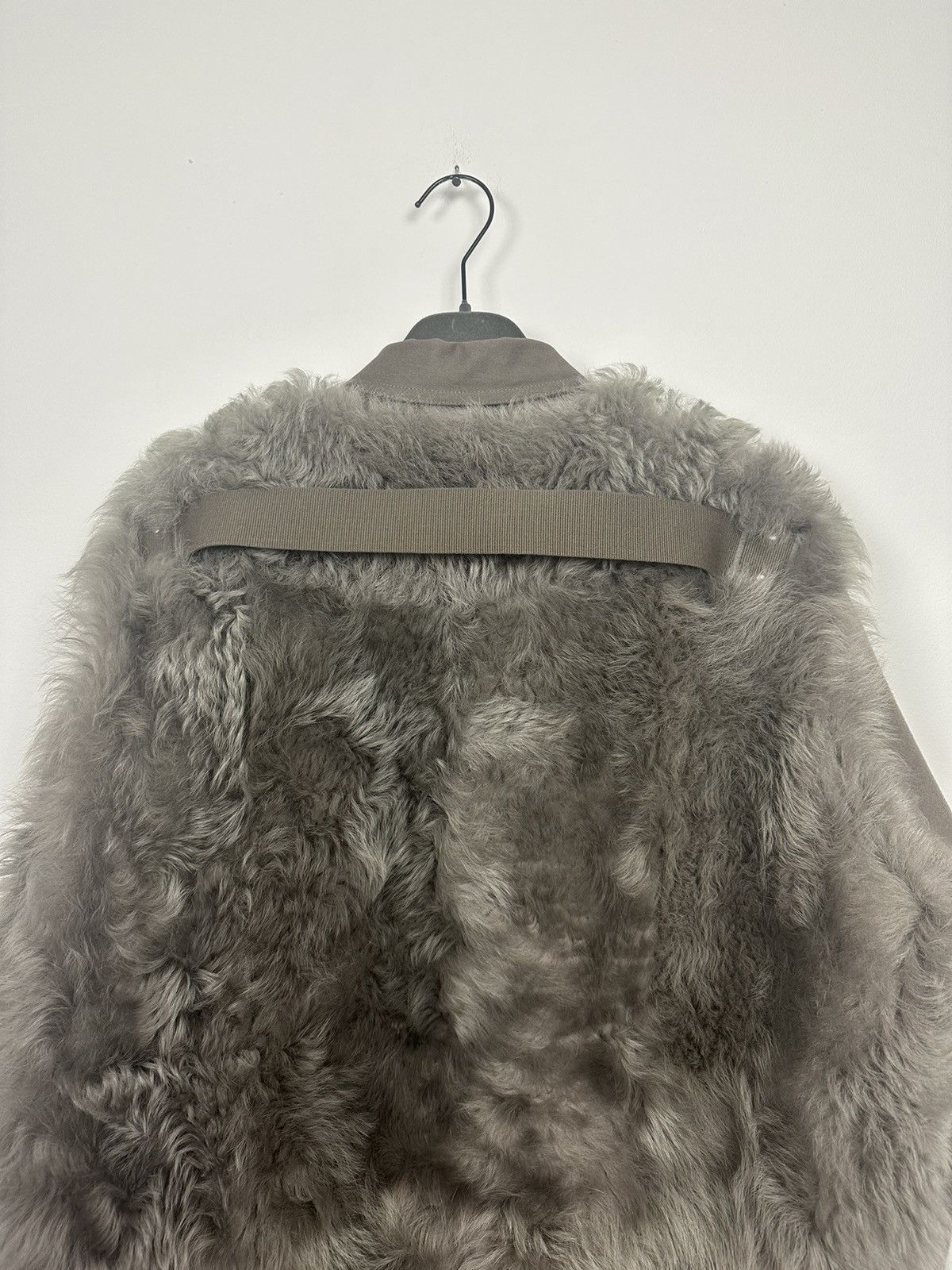 Rick Owens FW19 ‘LARRY’ Gorilla Back Overshirt Size US M / EU 48-50 / 2 - 5 Thumbnail