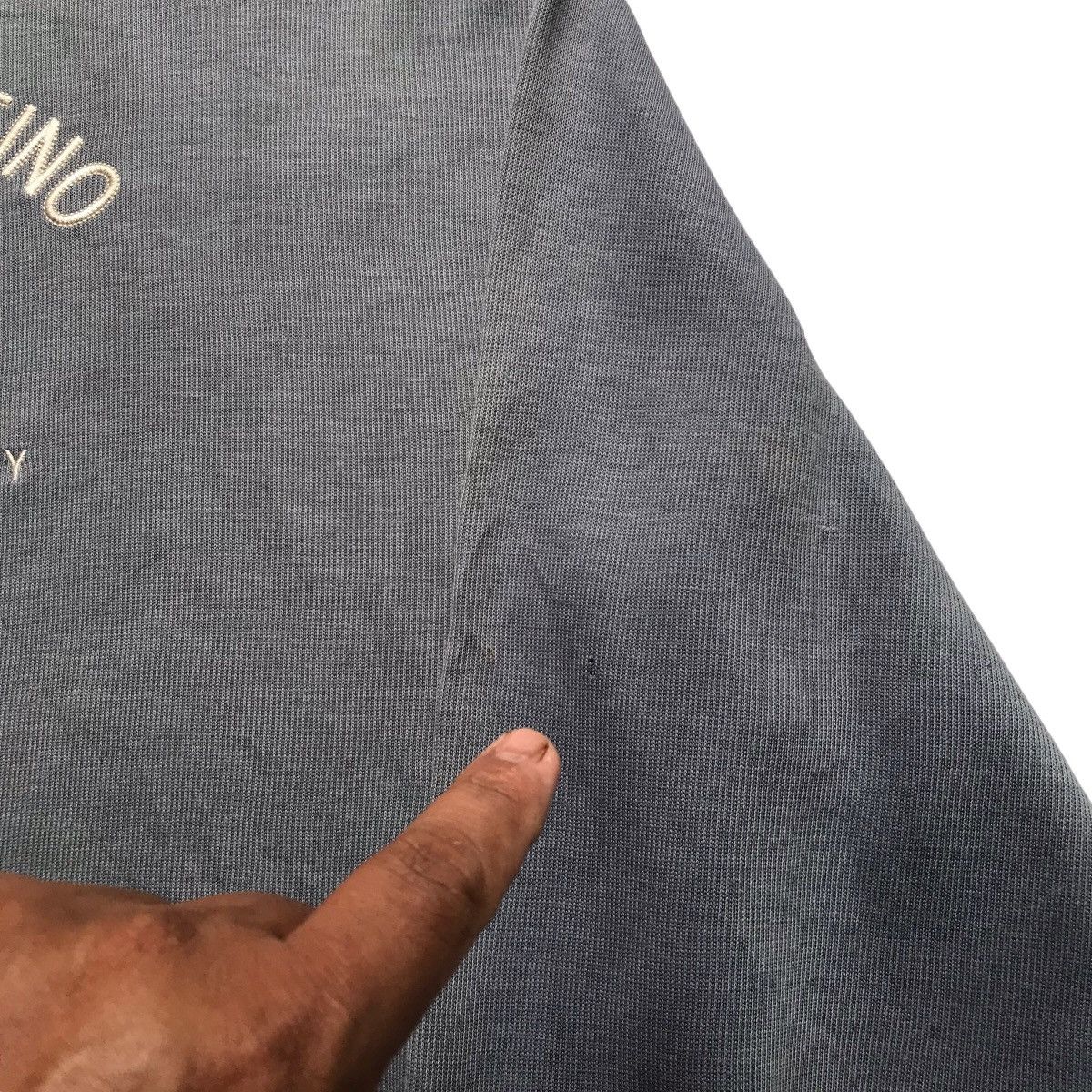 Japanese Brand × Valentino VINTAGE GIANNI VALENTINO SPELLOUT SWEATSHIRT Size US L / EU 52-54 / 3 - 14 Thumbnail
