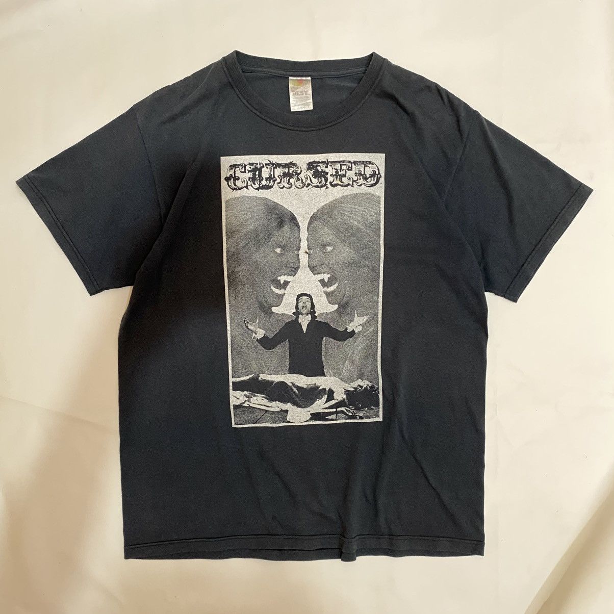Fruit Of The Loom Cursed Tshirt band Hardcore Punk terror turnstile converge Size US L / EU 52-54 / 3 - 1 Thumbnail