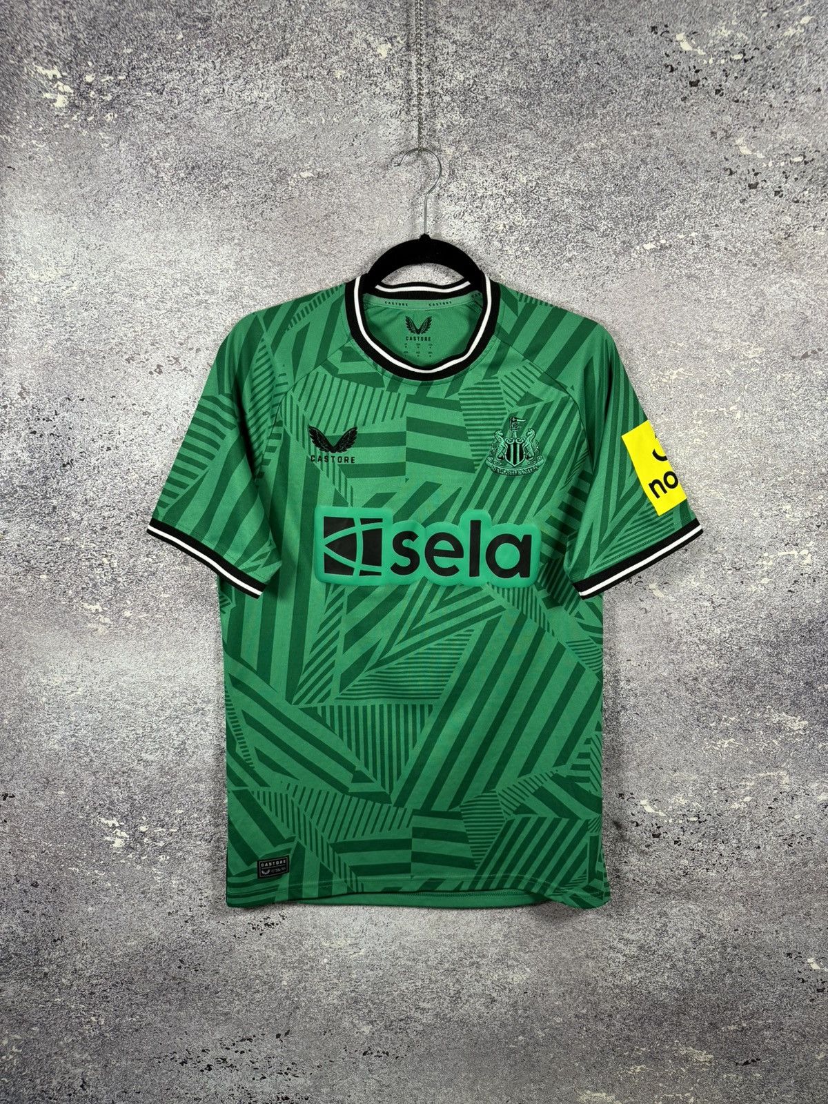 Castore × Vintage Newcastle United 2023/24 Away Castore Soccer Jersey Medium Size US M / EU 48-50 / 2 - 1 Thumbnail