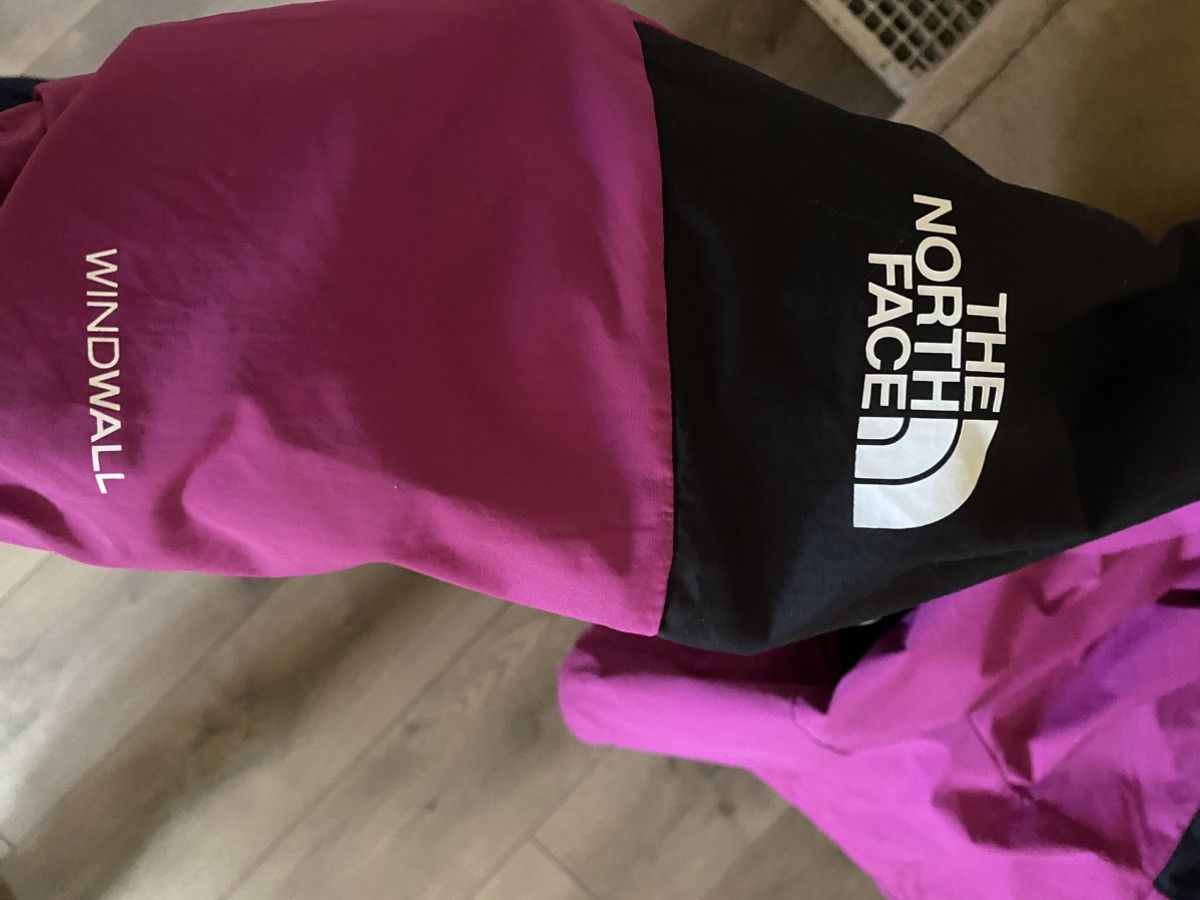 Designer × The North Face ⭐️ The North Face Light Windbreaker Size US M / EU 48-50 / 2 - 5 Thumbnail