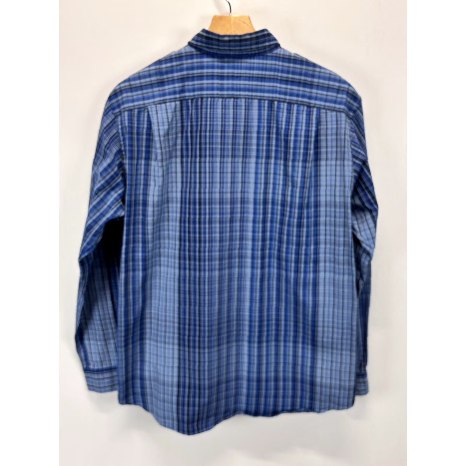 Polo Ralph Lauren VINTAGE Polo Ralph Lauren Button-Down Shirt Men’s Medium Blue Plaid Epaulette 90s Casual Shirt Mens Medium Blue Plaid 90s Mens Size US M / EU 48-50 / 2 - 3 Thumbnail