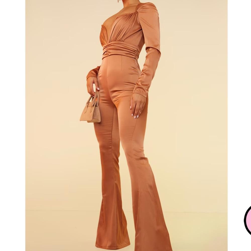 Designer PrettyLittleThing NWT Chocolate Satin Flare Leg Jumpsuit 4 Size 27" / US 4 / IT 40 - 11 Thumbnail