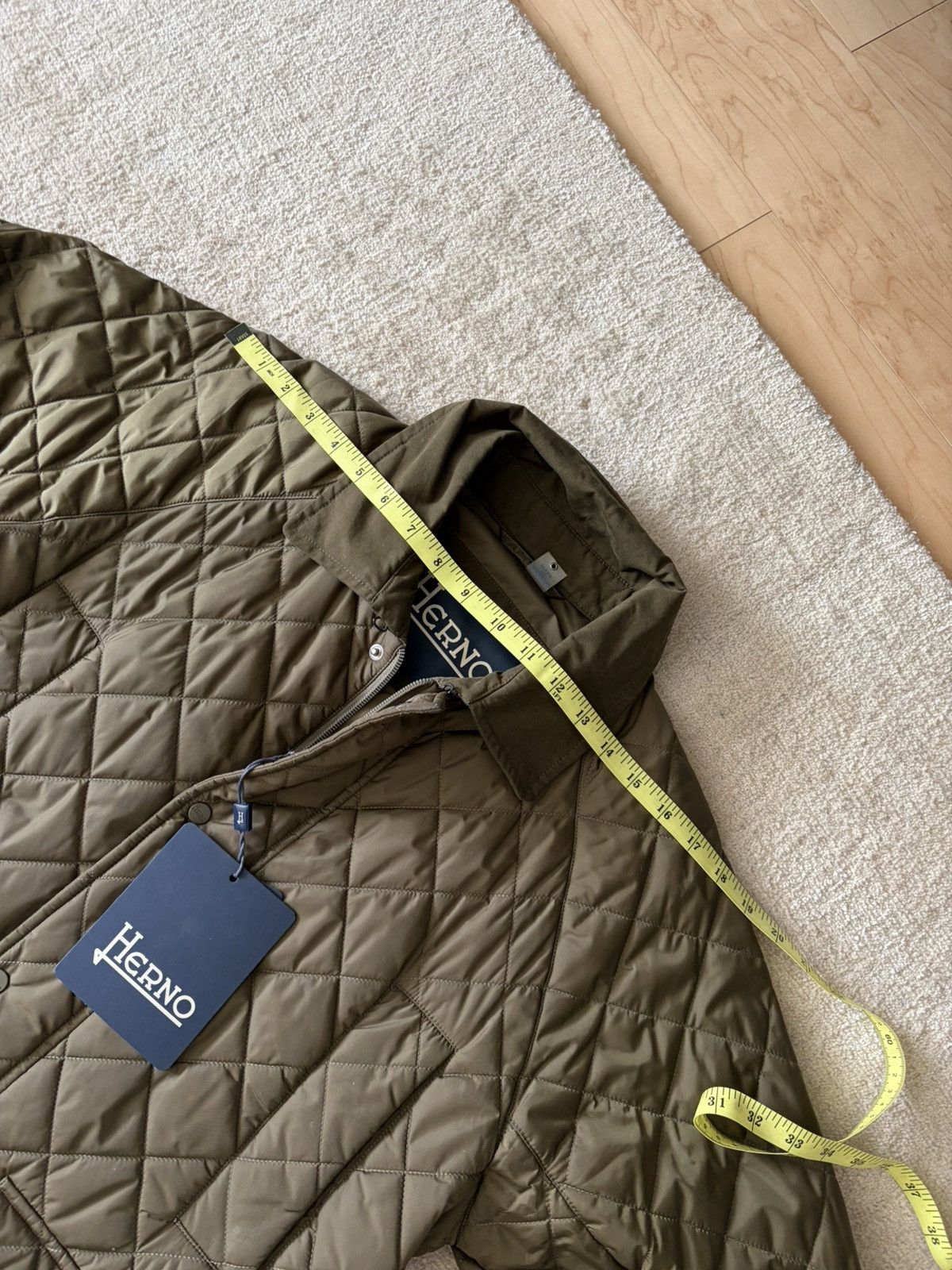 Herno Herno mens barn quilted jacket military green 48 NWT Size US M / EU 48-50 / 2 - 11 Thumbnail