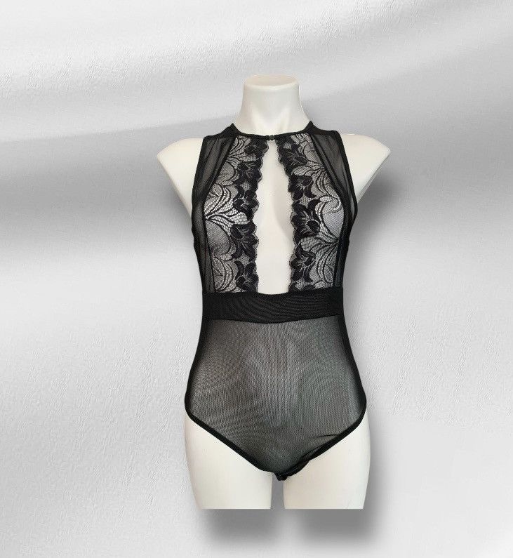Designer NWT Black Mesh One Piece Bodysuit Lingerie Embroidered Lace Size M / US 6-8 / IT 42-44 - 1 Thumbnail