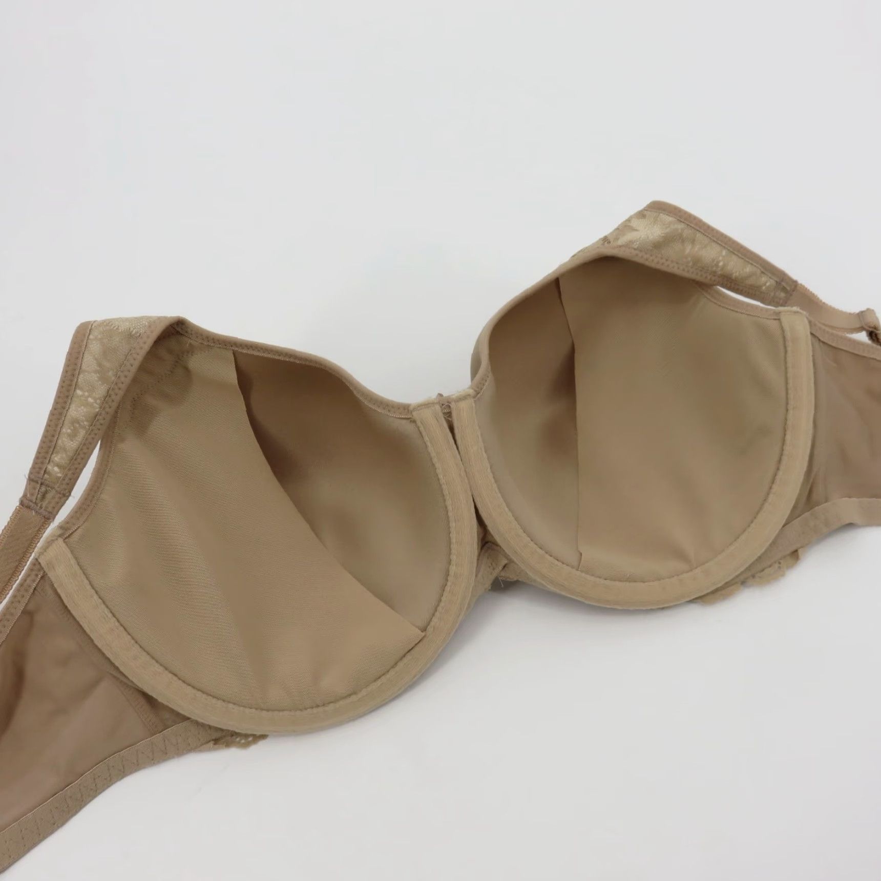 Vintage Wacoal 38D Basic Benefits Contour Lace Bra 853290 Beige Underwire Lined Women Size ONE SIZE - 7 Thumbnail
