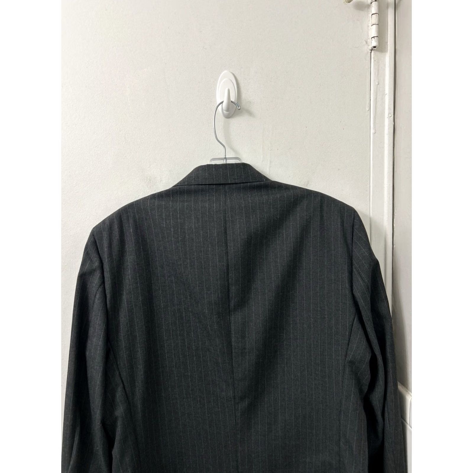 Vintage VTG Brooke & Deane Blazer Mens 40 Gray Pinstripe Wool Jacket USA NWT Two-Button Notch Lining Polyester 32” Long Formal Business Size 40R - 6 Thumbnail