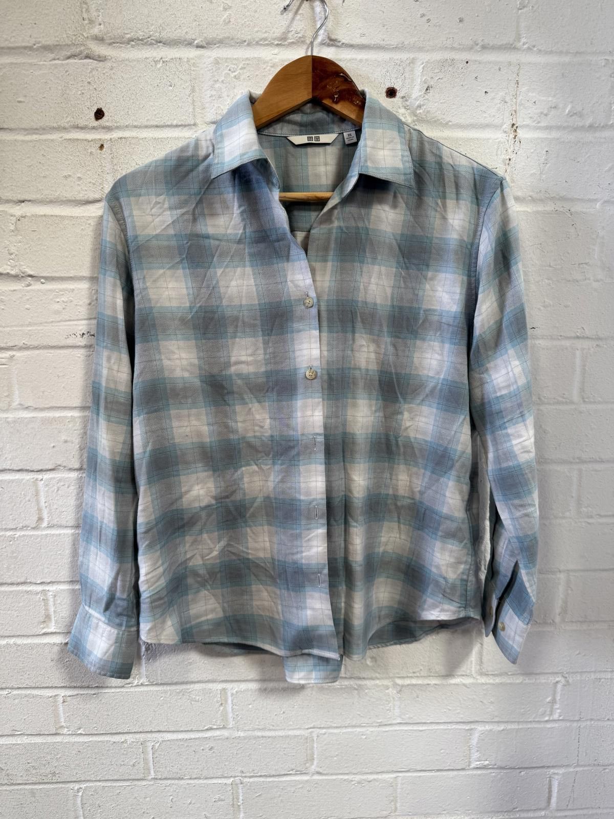 Designer P-684 Light Blue Plaid Button-Up Shirt Size US S / EU 44-46 / 1 - 1 Thumbnail