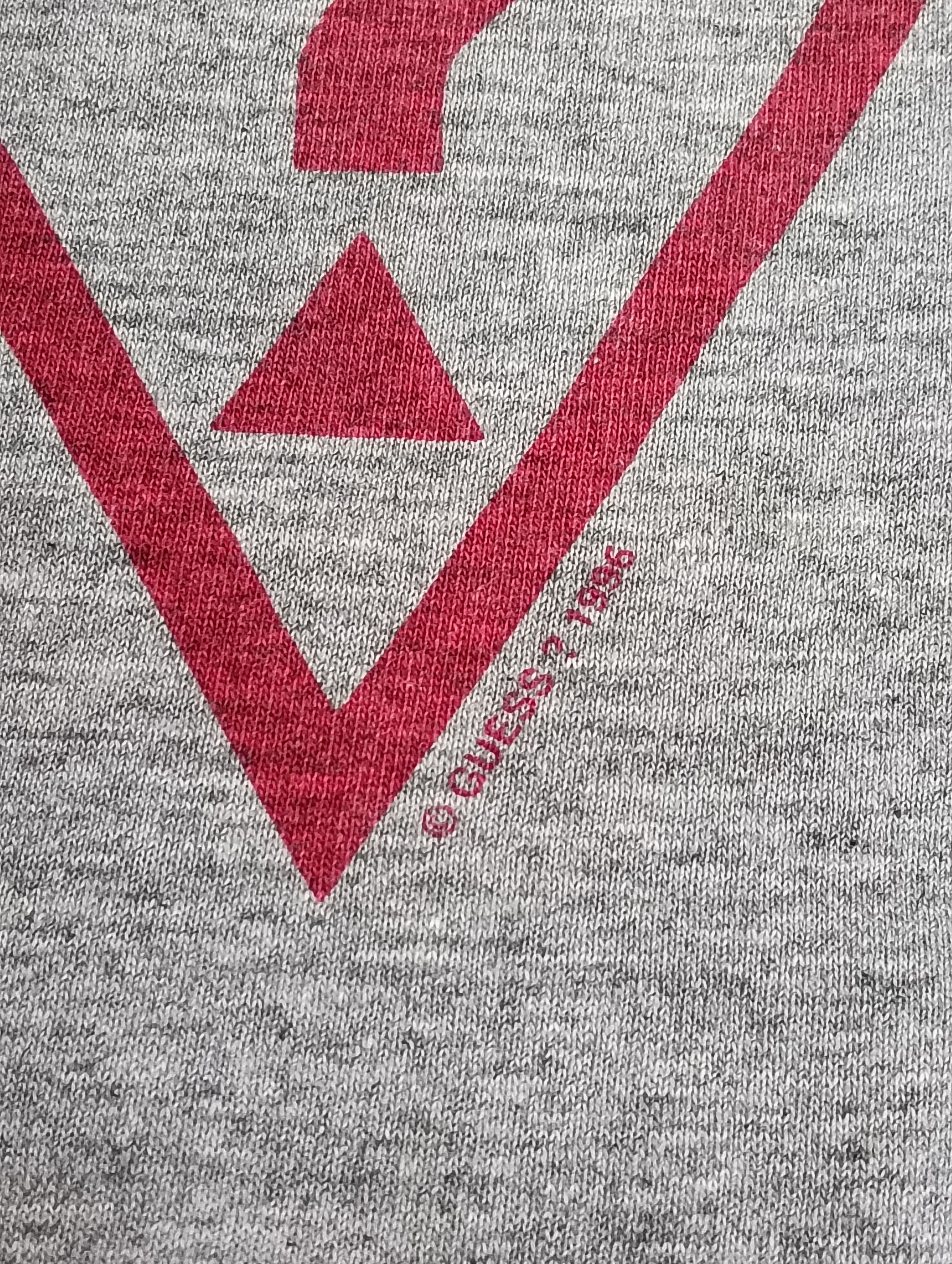 Guess Vintage Guess Tshirt made in USA copyright 1996. Size US L / EU 52-54 / 3 - 2 Thumbnail