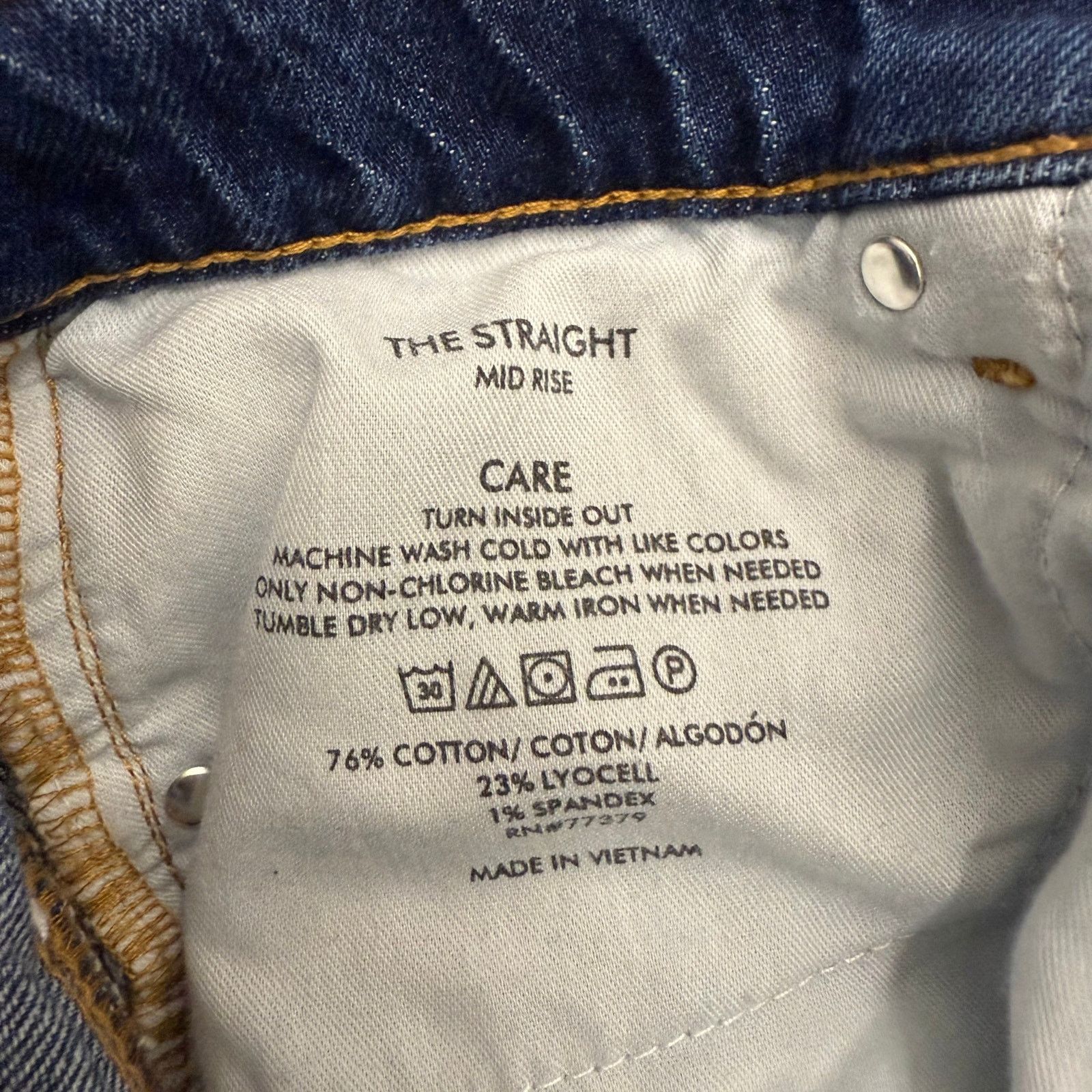 Ann Taylor Ann Taylor The Straight Mid Rise Jeans WIth Raw Hems | 2 Size 26" / US 2 / IT 38 - 4 Thumbnail