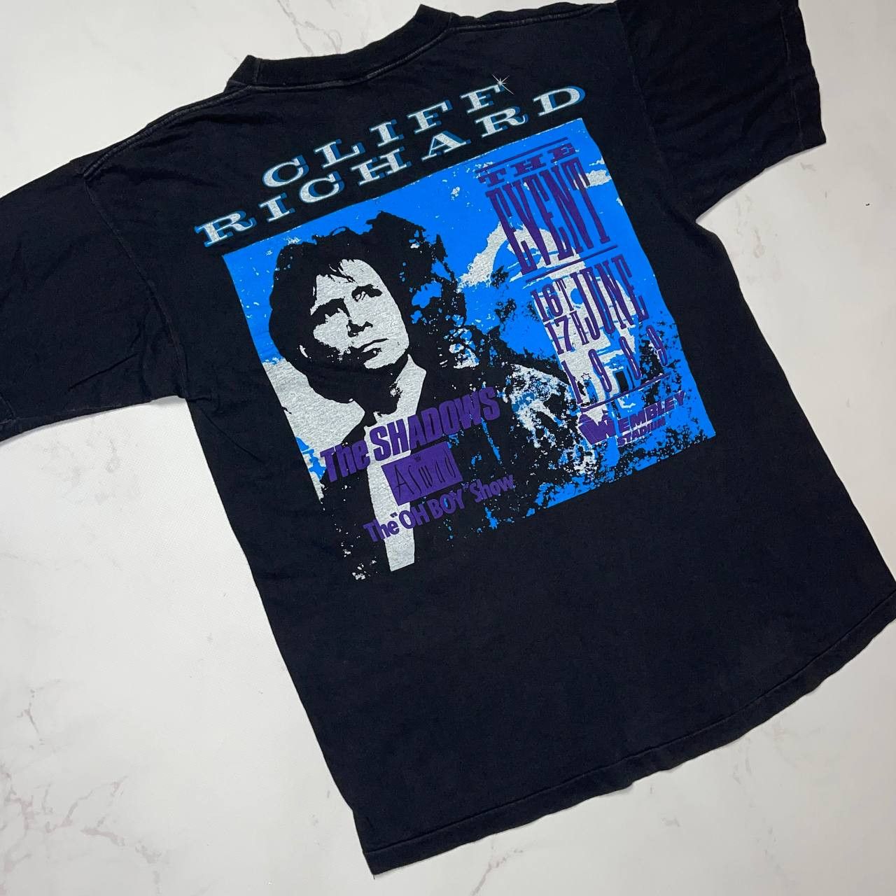 Vintage Cliff Richard 1989 rock band tour tee Vintage Size L Size US L / EU 52-54 / 3 - 7 Thumbnail