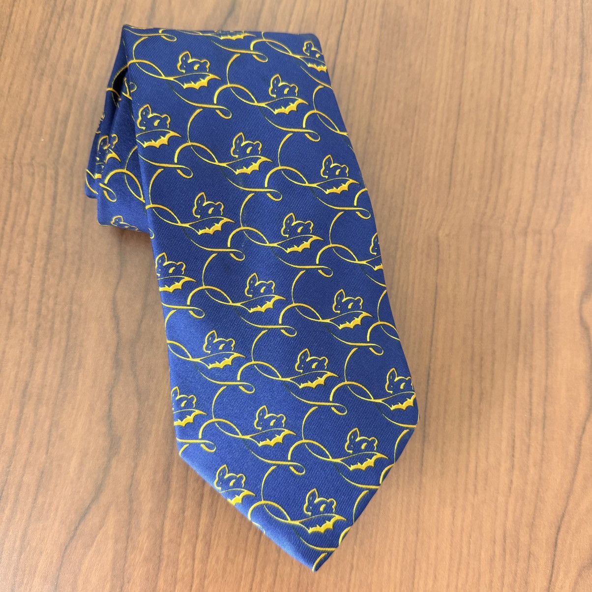 Salvatore Ferragamo Salvatore Ferragamo Rabbit Motif Silk Tie Blue Yellow Italy Size ONE SIZE - 3 Thumbnail