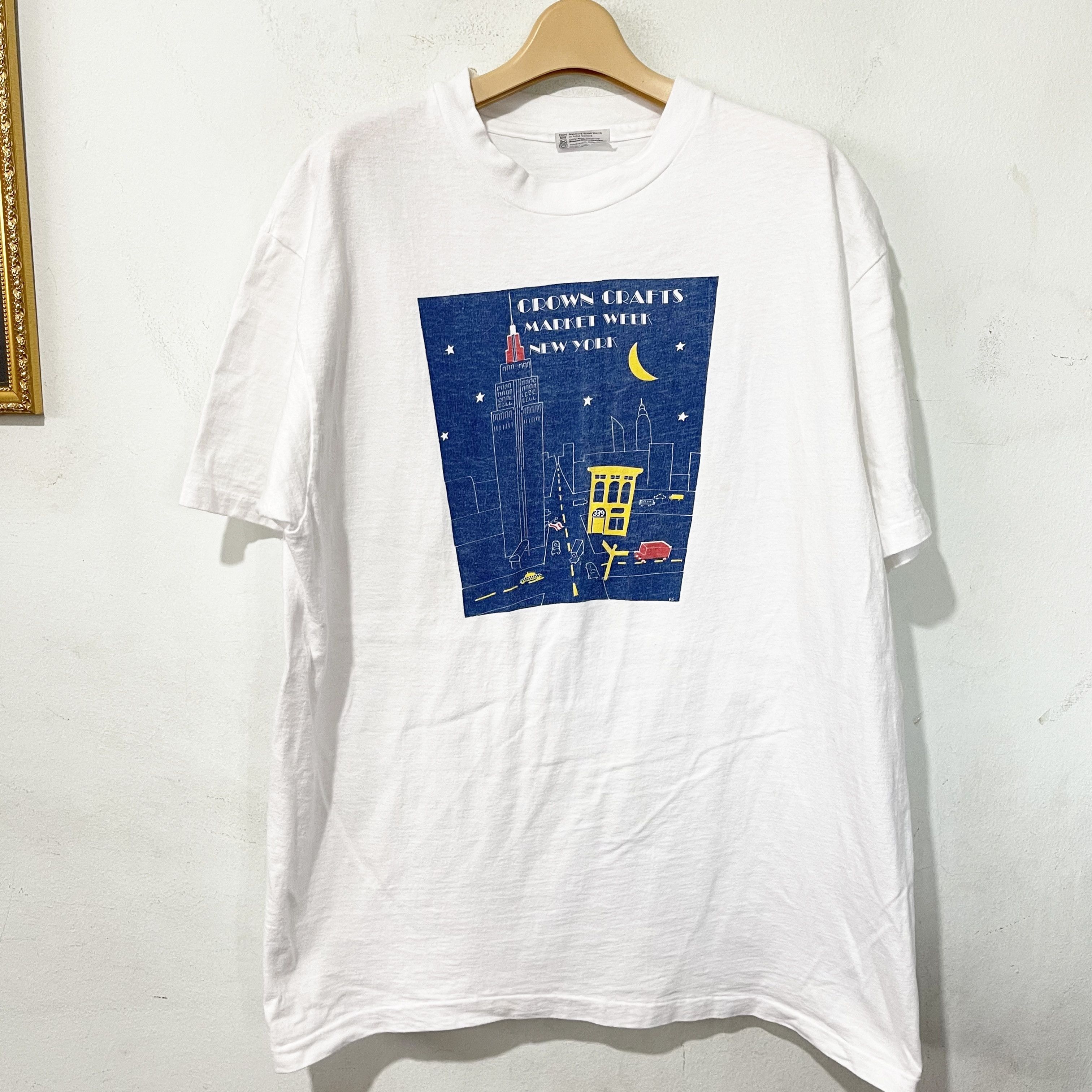 Vintage Vintage 90s Crown Crafts Market Week New York T-Shirt Size US XL / EU 56 / 4 - 1 Thumbnail