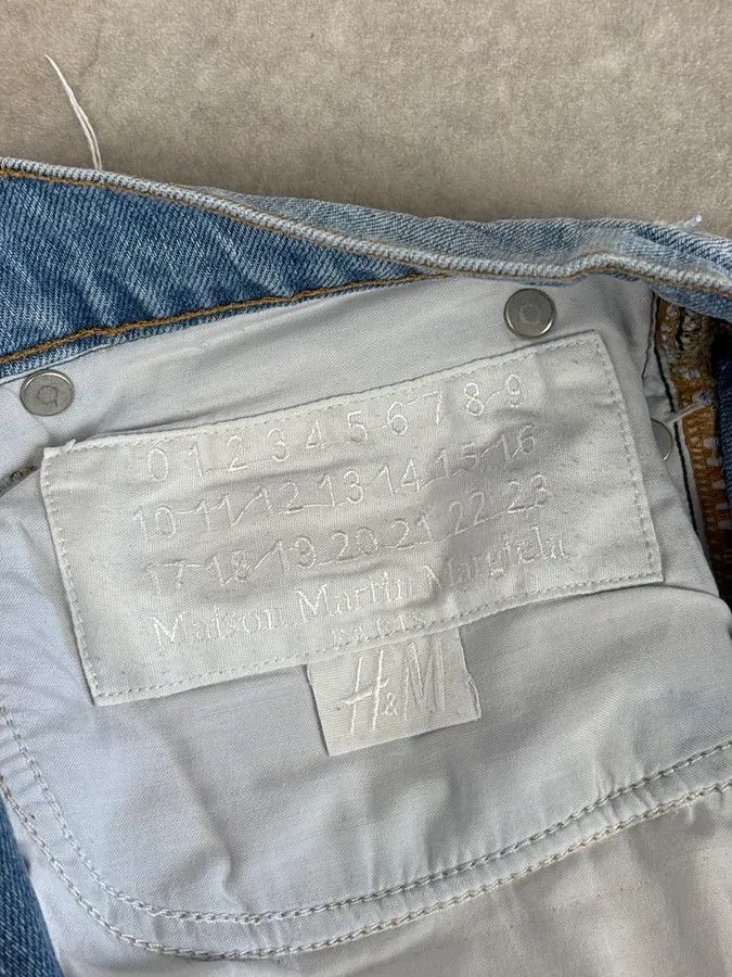 Maison Margiela FW2012 Maison Margiela H&M Light Blue Denim Inside-Out Jeans Size US 32 / EU 48 - 9 Thumbnail