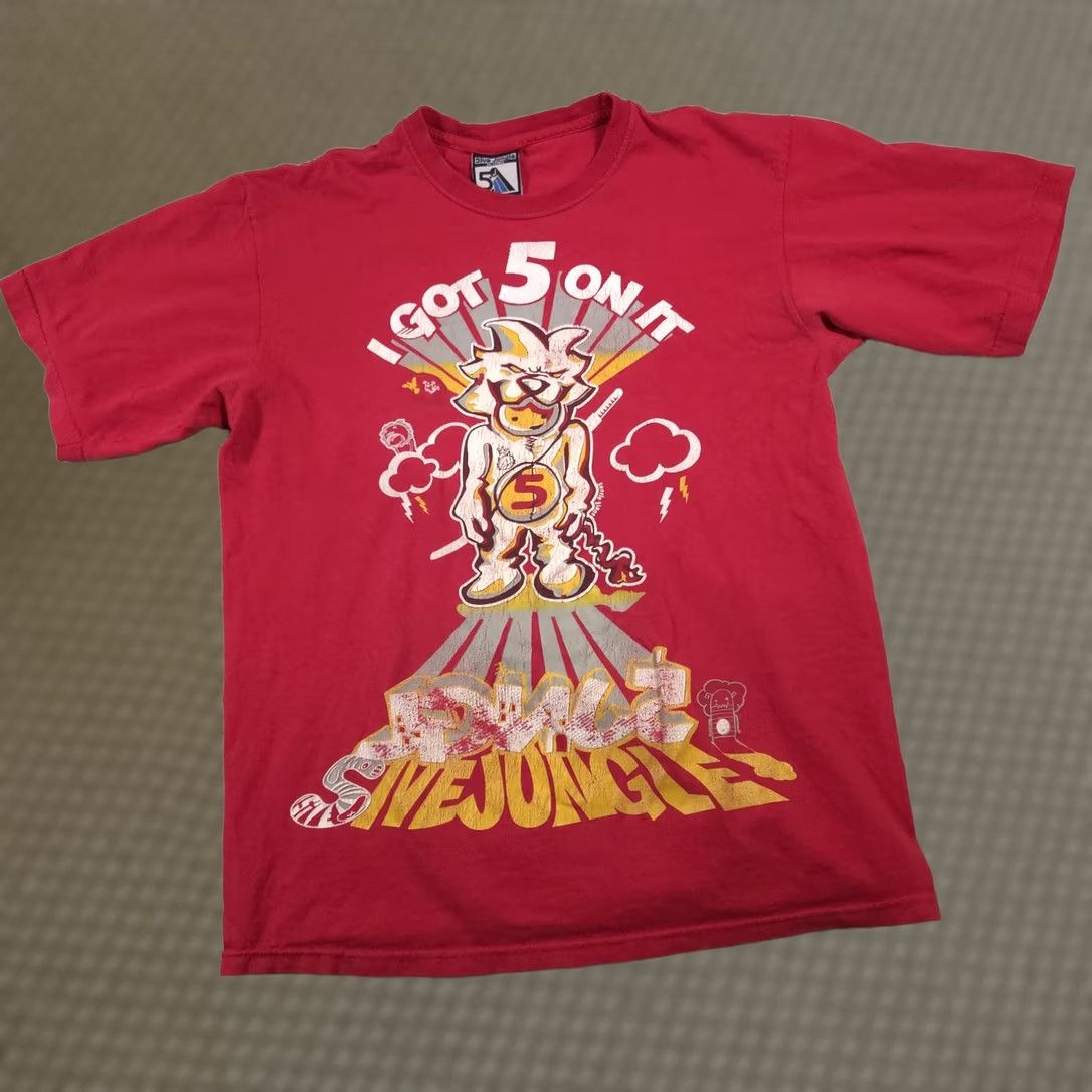 Vintage VINTAGE 5ive Jungle Shirt Mens XL Red I Got 5 On It Distressed Graphic 90s Tee Size US XL / EU 56 / 4 - 1 Thumbnail