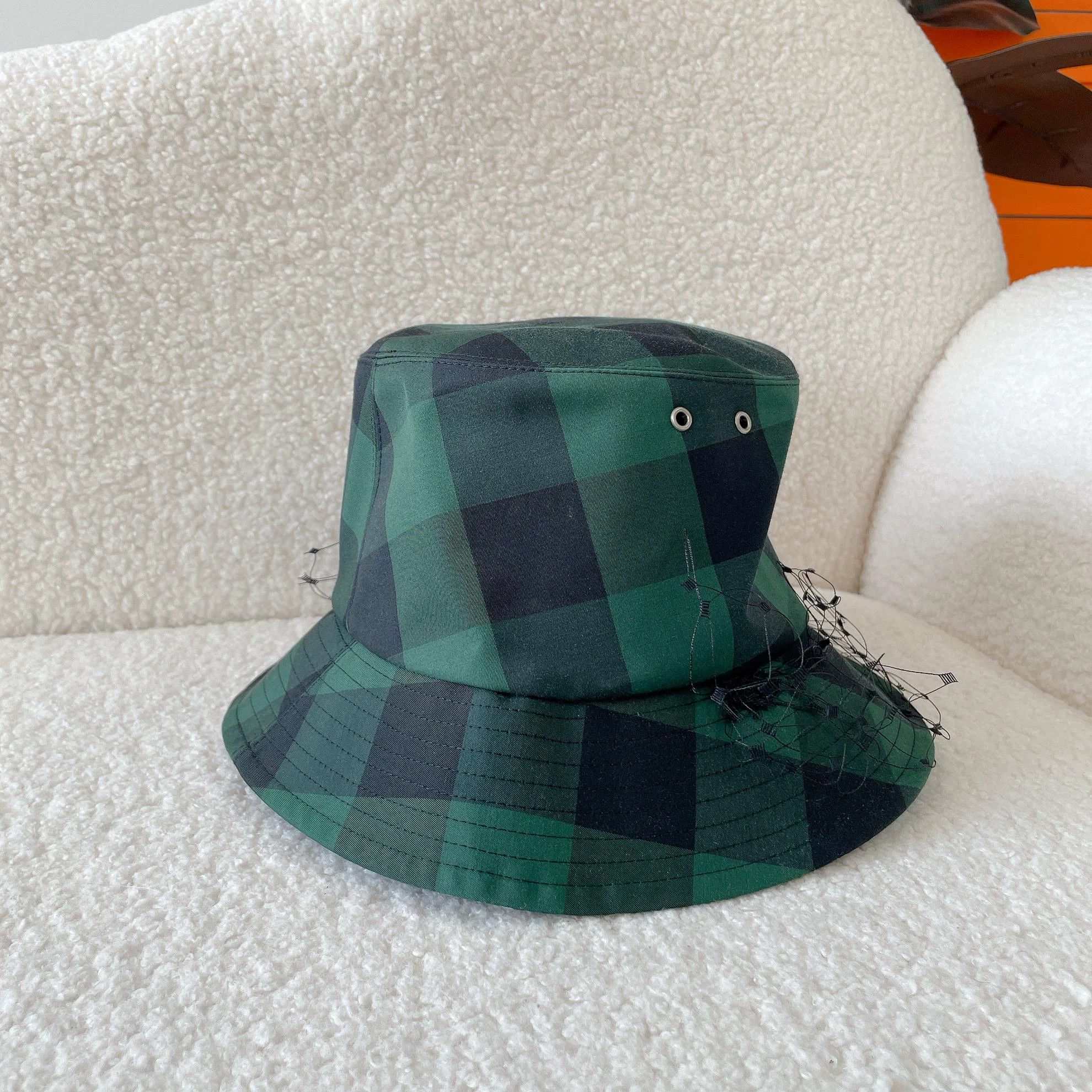 Dior Dior green tulle check bucket hat 58 size 7740 Size ONE SIZE - 4 Thumbnail