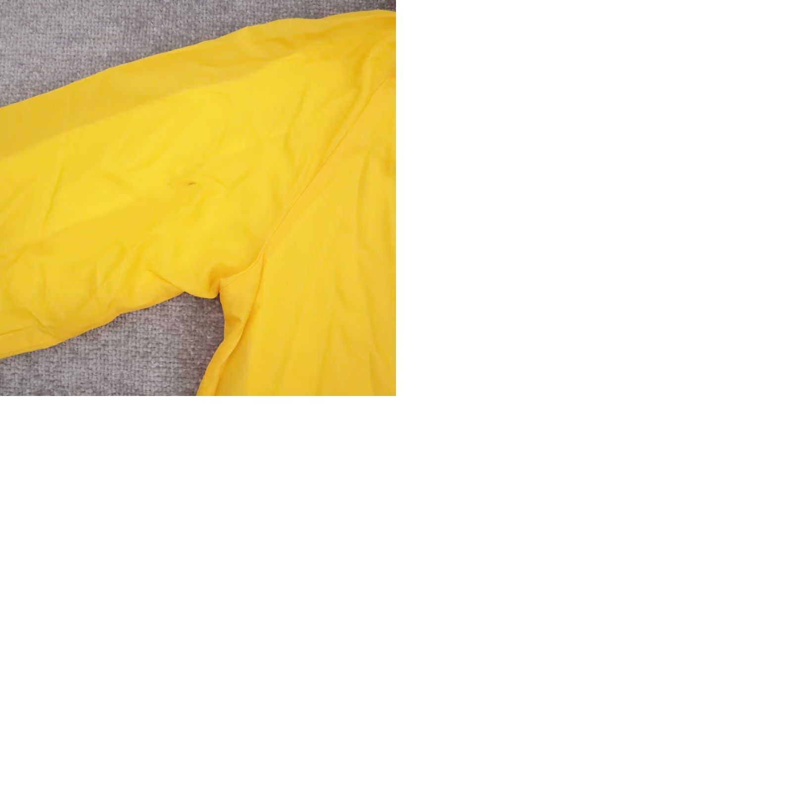 Jerzees VINTAGE JERZEES Russell Small Yellow Long Sleeve Satin Snap Collared Jacket Mens 80s Outdoor Sports Size US S / EU 44-46 / 1 - 9 Thumbnail