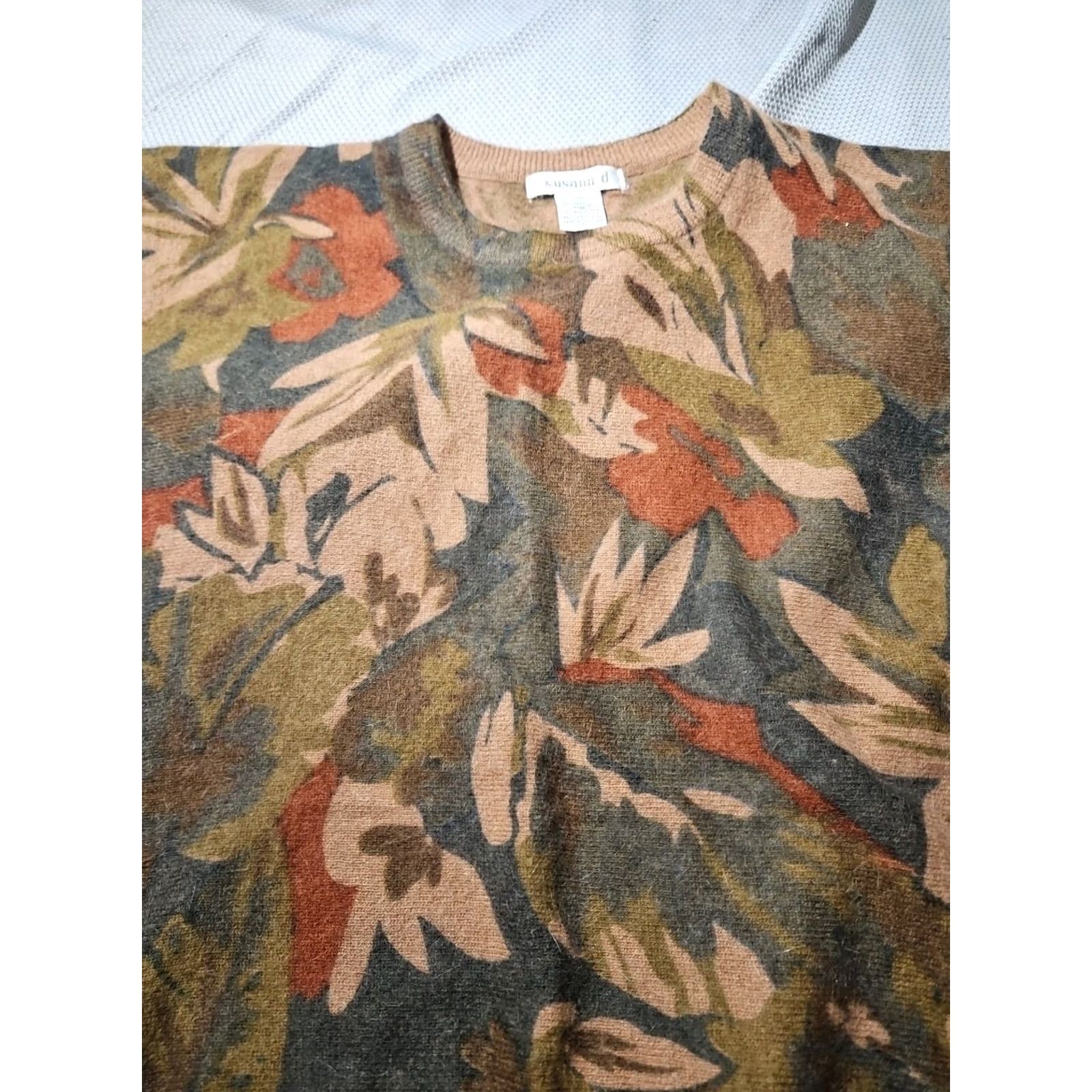 Vintage VINTAGE Susann d Shirt Womens S Vtg Sweater Lambswool Angora Hair Floral Luxury Soft Nwt Size S / US 4 / IT 40 - 2 Thumbnail