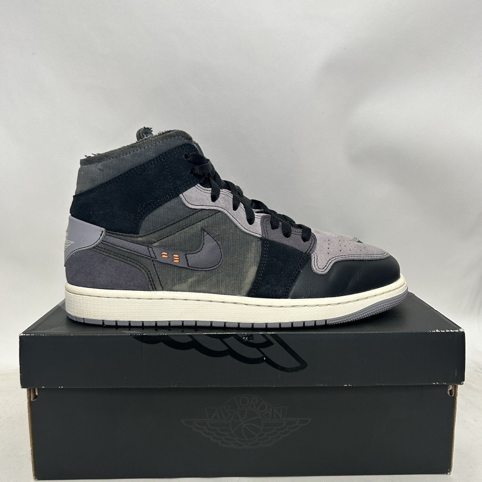 Nike Nike Air Jordan 1 Mid Craft Inside Out “Black Cement Grey” Size US 10.5 / EU 43-44 - 4 Thumbnail