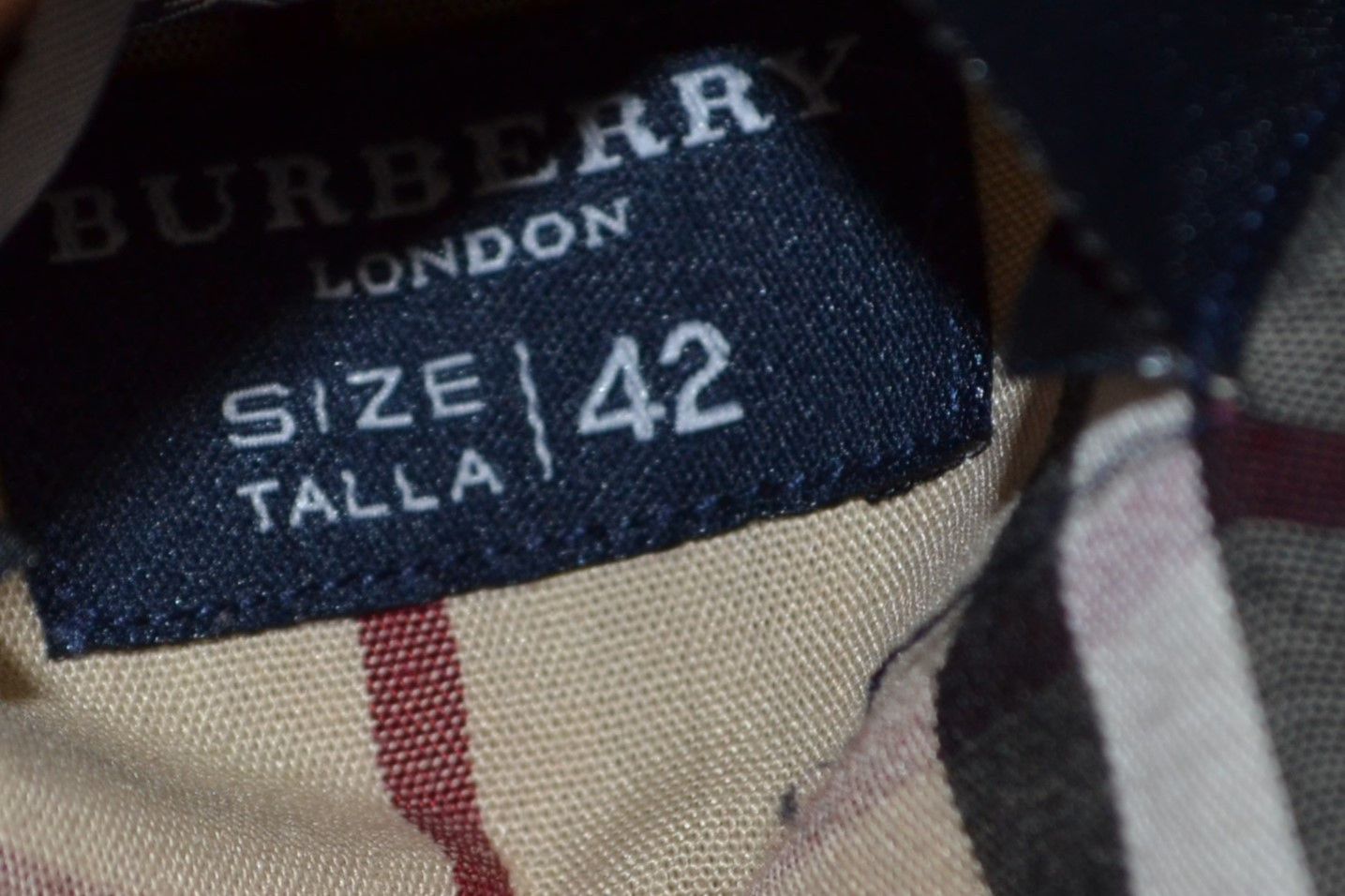 Burberry Burberry Velvet Vintage 42 size Quilted Jacket Check Size M / US 6-8 / IT 42-44 - 8 Thumbnail