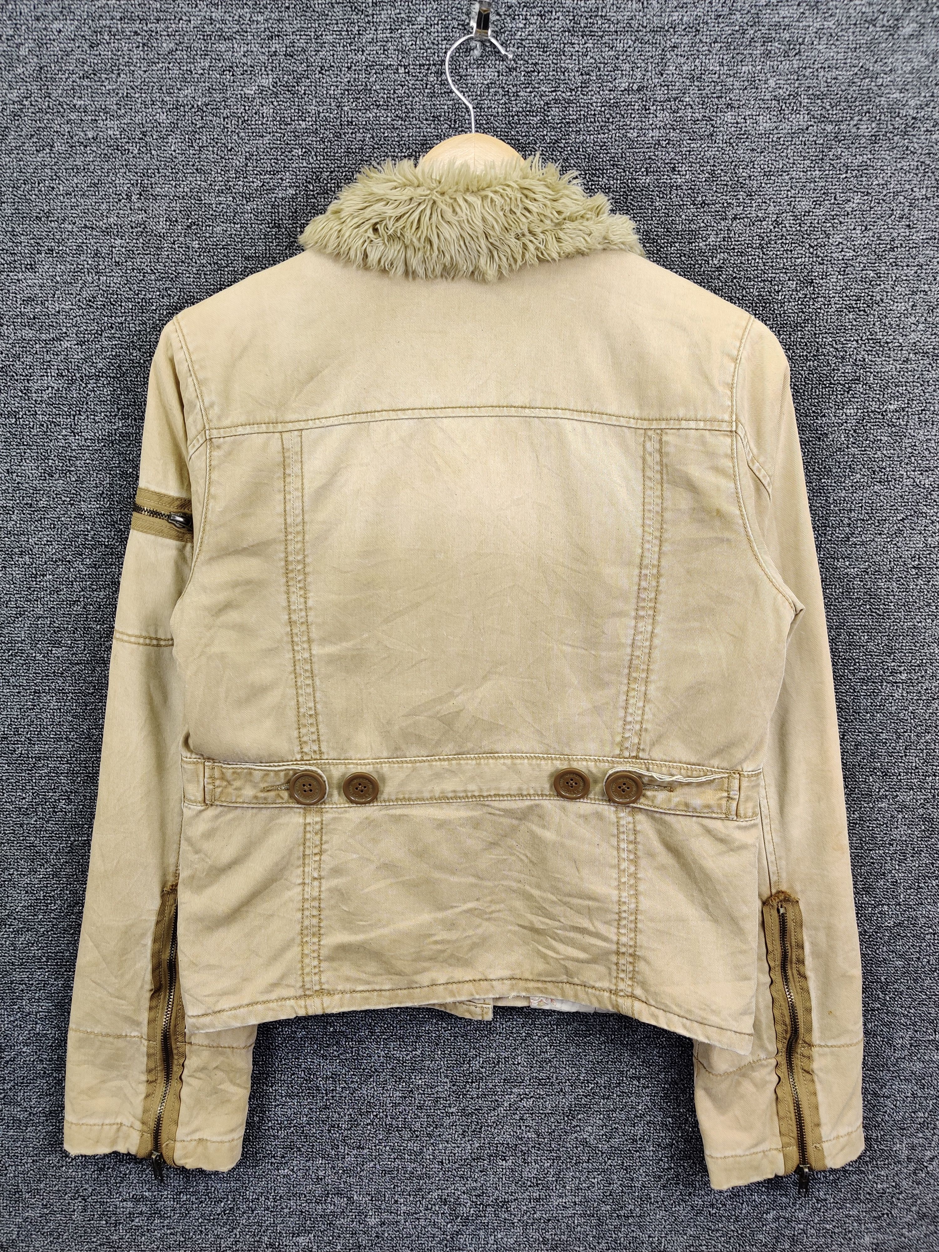 Abercrombie & Fitch Vintage Abercrombie & Fitch Fur Collar Utility Jacket Size US M / EU 48-50 / 2 - 6 Thumbnail