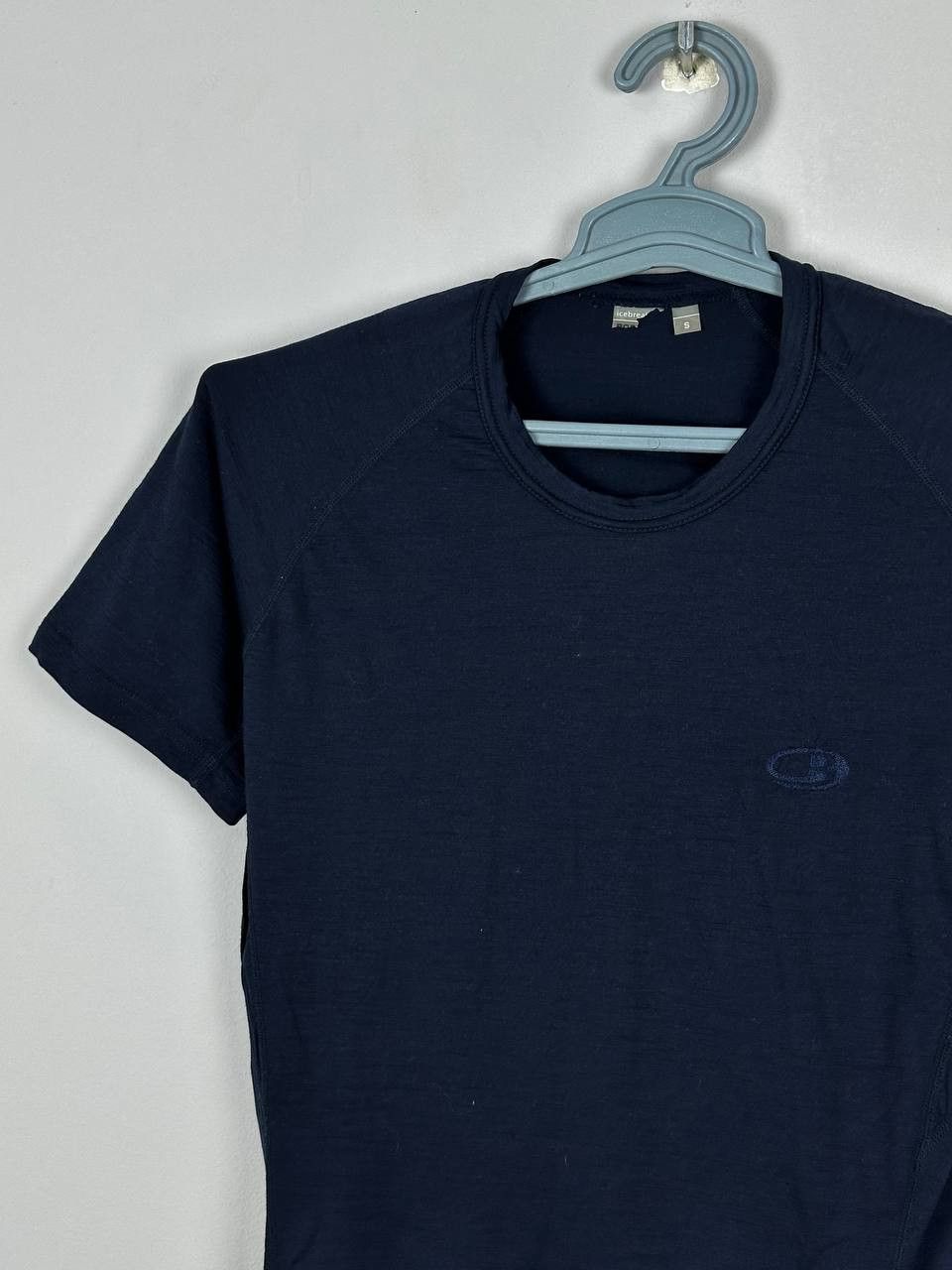 Icebreaker Ice breaker merino bodyfit 200 Size S wool t shirt termo Size US S / EU 44-46 / 1 - 1 Thumbnail
