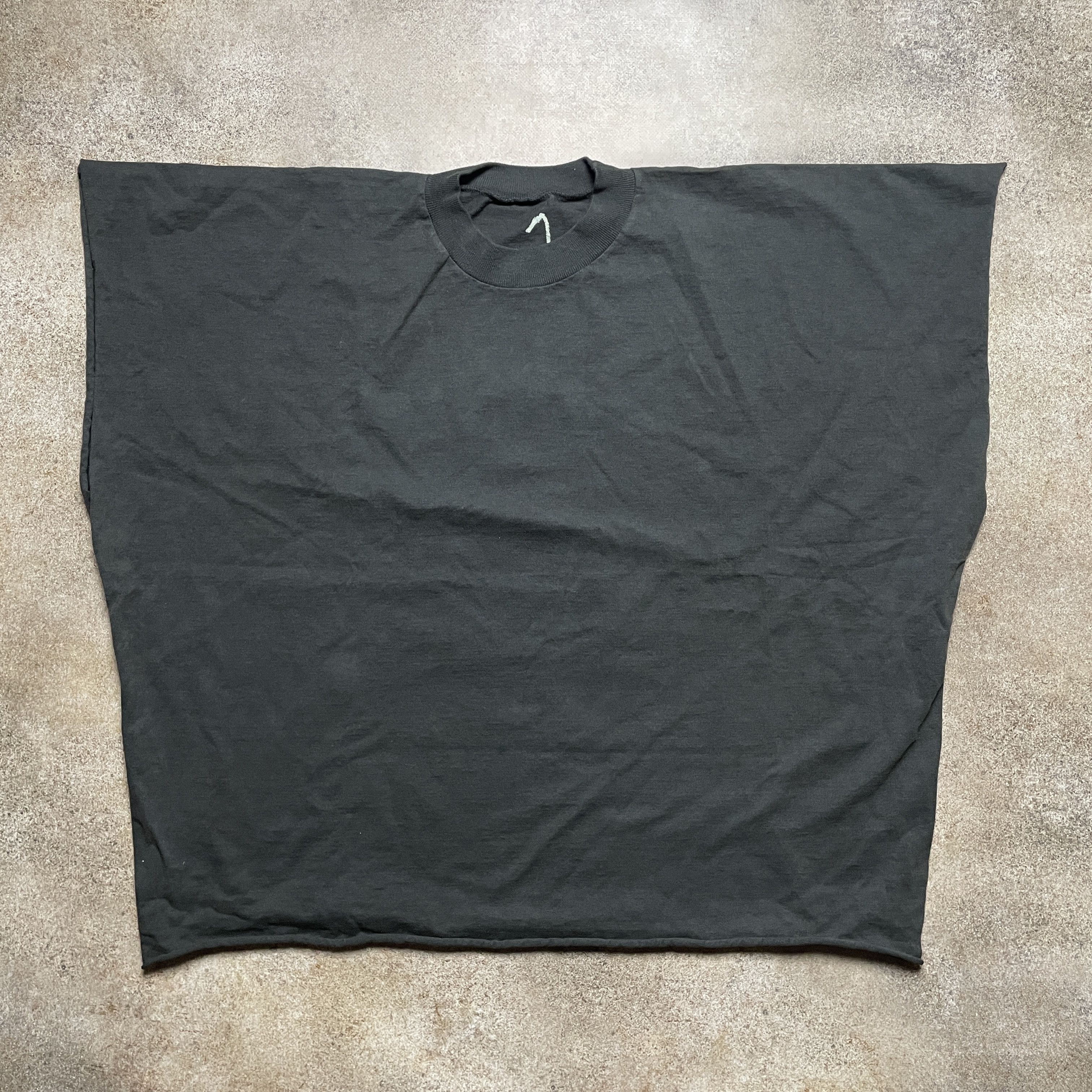 Yeezy ⭐ Yeezy x Gosha Rubchinskiy Short Sleeve Vultures T-Shirt Size US M / EU 48-50 / 2 - 2 Thumbnail