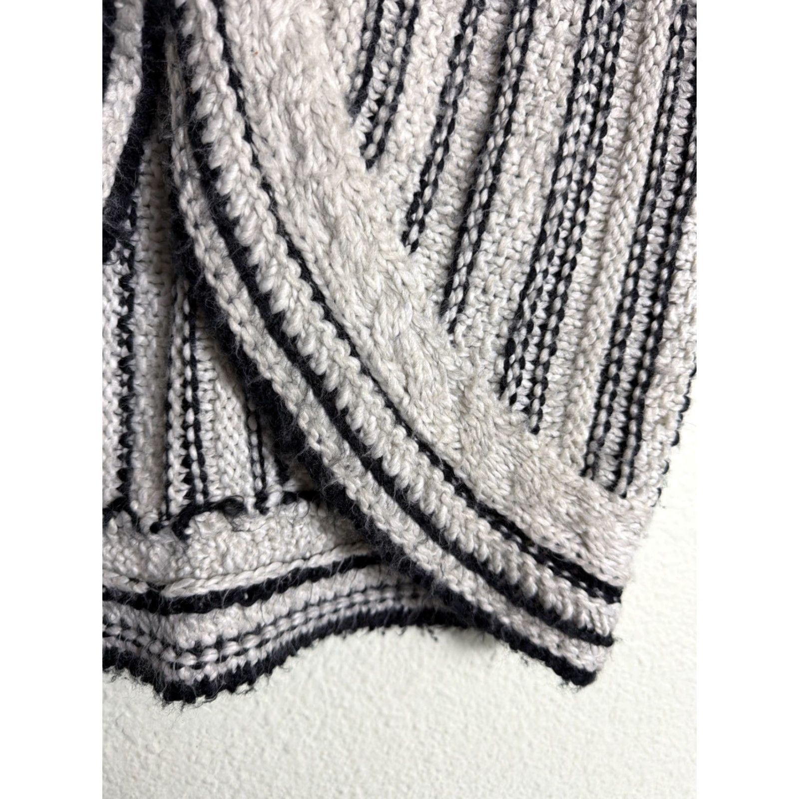 Vintage VINTAGE Black White Striped Cardigan Sweater Wool Blend Medium M Woman Casual Shirts? Size M / US 6-8 / IT 42-44 - 5 Thumbnail
