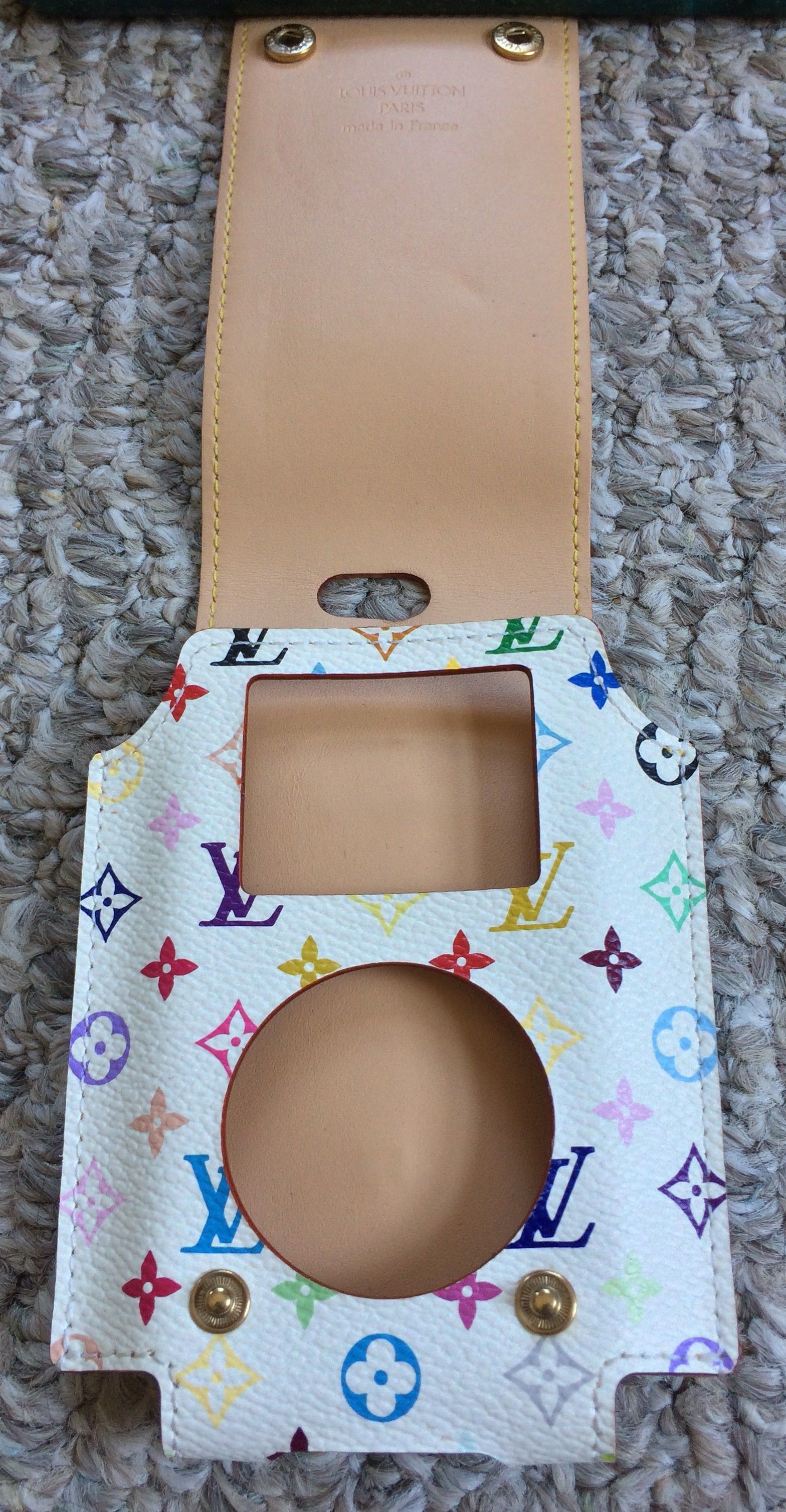 Louis Vuitton × Takashi Murakami S/S 2003 Louis Vuitton x Murakami Monogram Ipod Case Size ONE SIZE - 3 Thumbnail