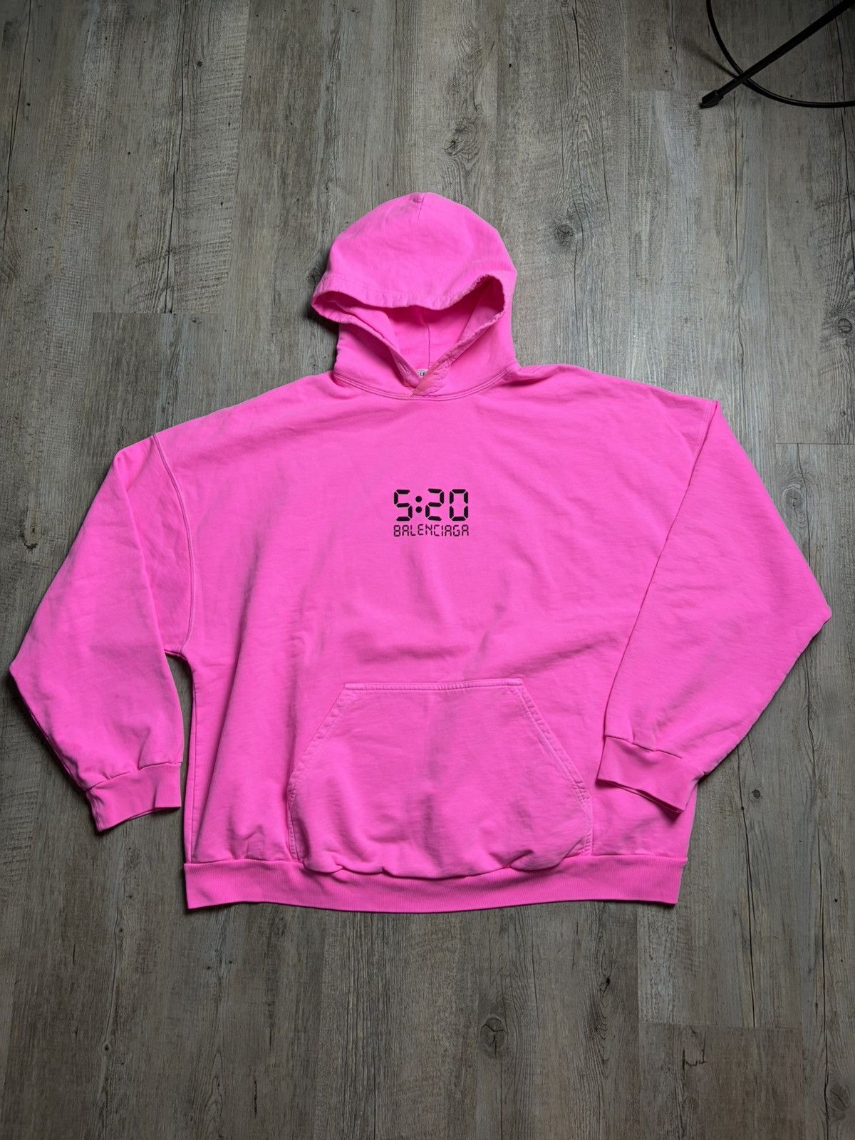 Balenciaga Pink Balenciaga 5:20 clock Hoodie Size US L / EU 52-54 / 3 - 1 Thumbnail