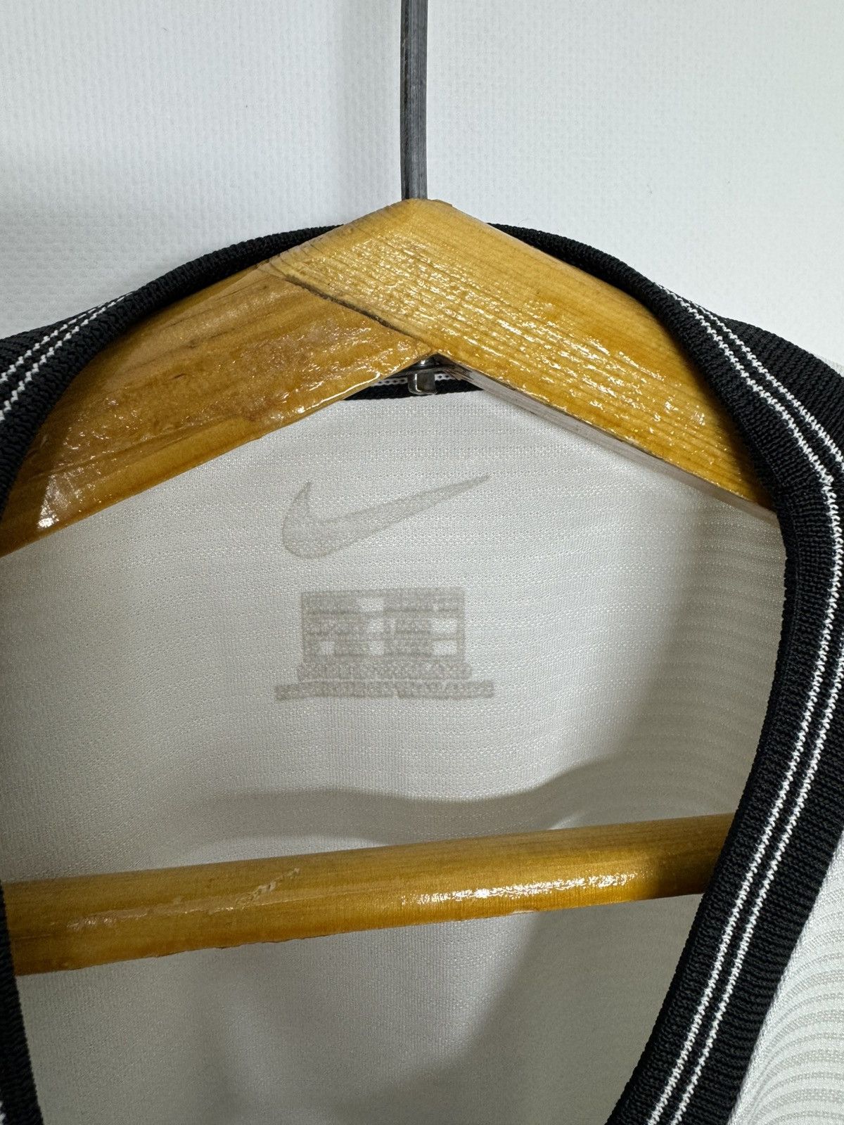Nike Vintage Nike Y2k Team t shirt 00’s Size US XL / EU 56 / 4 - 8 Thumbnail