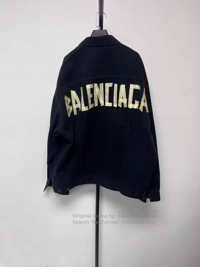 Balenciaga Balenciaga Letter Logo Print Single-Breasted Long Sleeve D Size US S / EU 44-46 / 1 - 1 Thumbnail