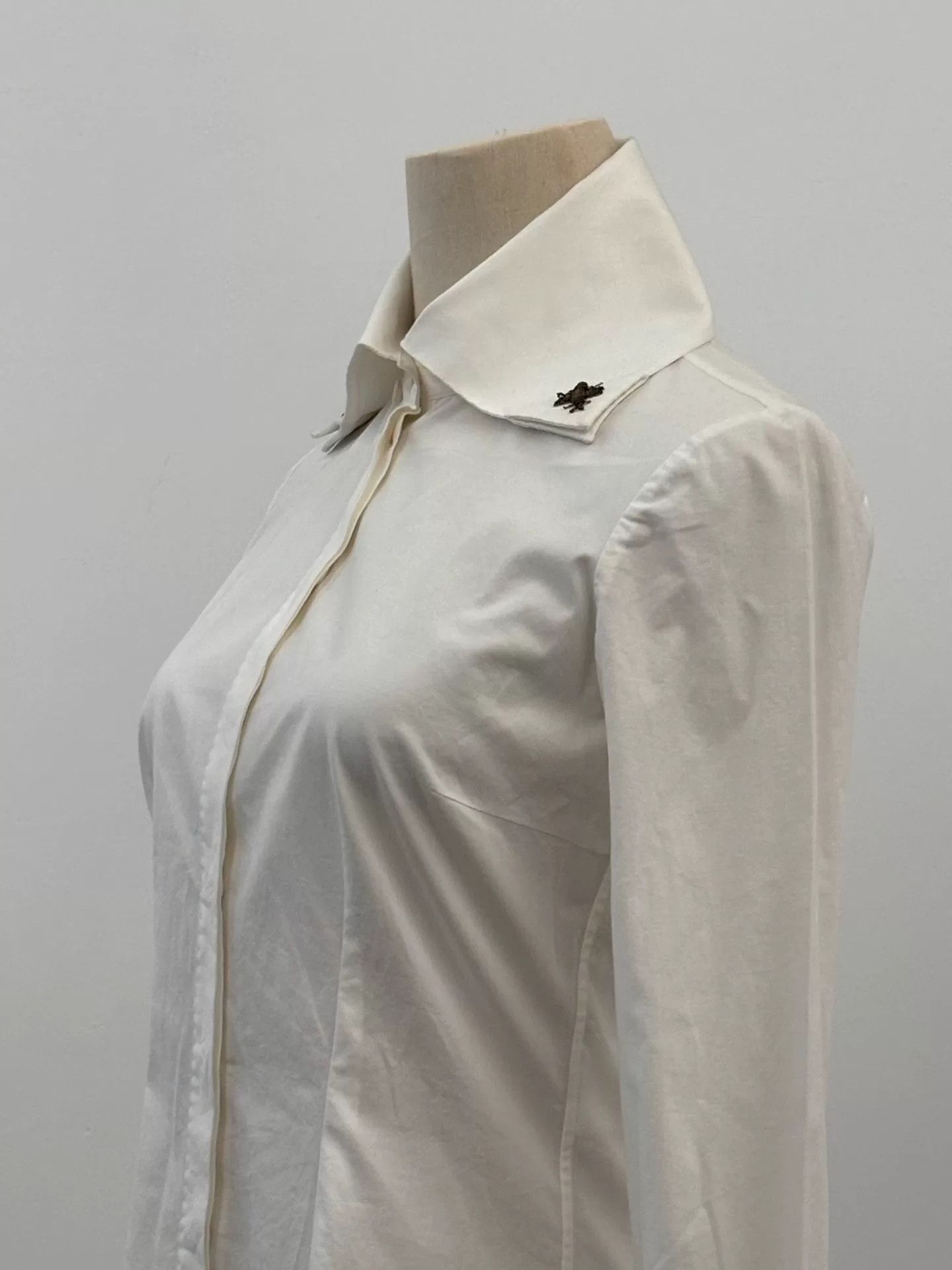 Alexander McQueen alexander mcqueen 2008 bee embellished shirt Size M / US 6-8 / IT 42-44 - 1 Thumbnail
